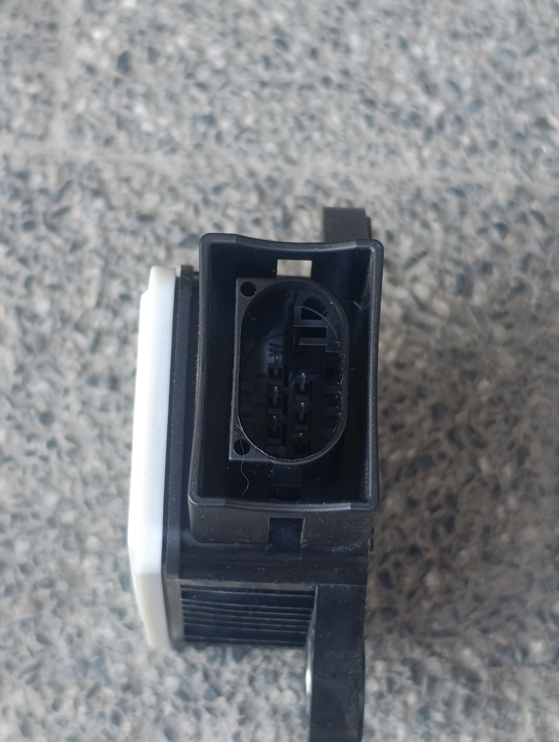 Opel Corsa D ESP Sivukiihtyvyysanturi 0265005608