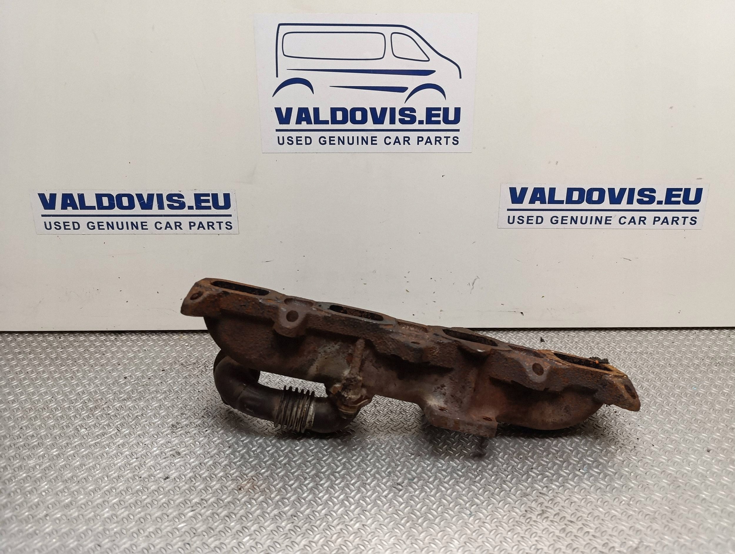 Coletor de escape OEM 504335591 para Iveco Daily 3.0 image 3