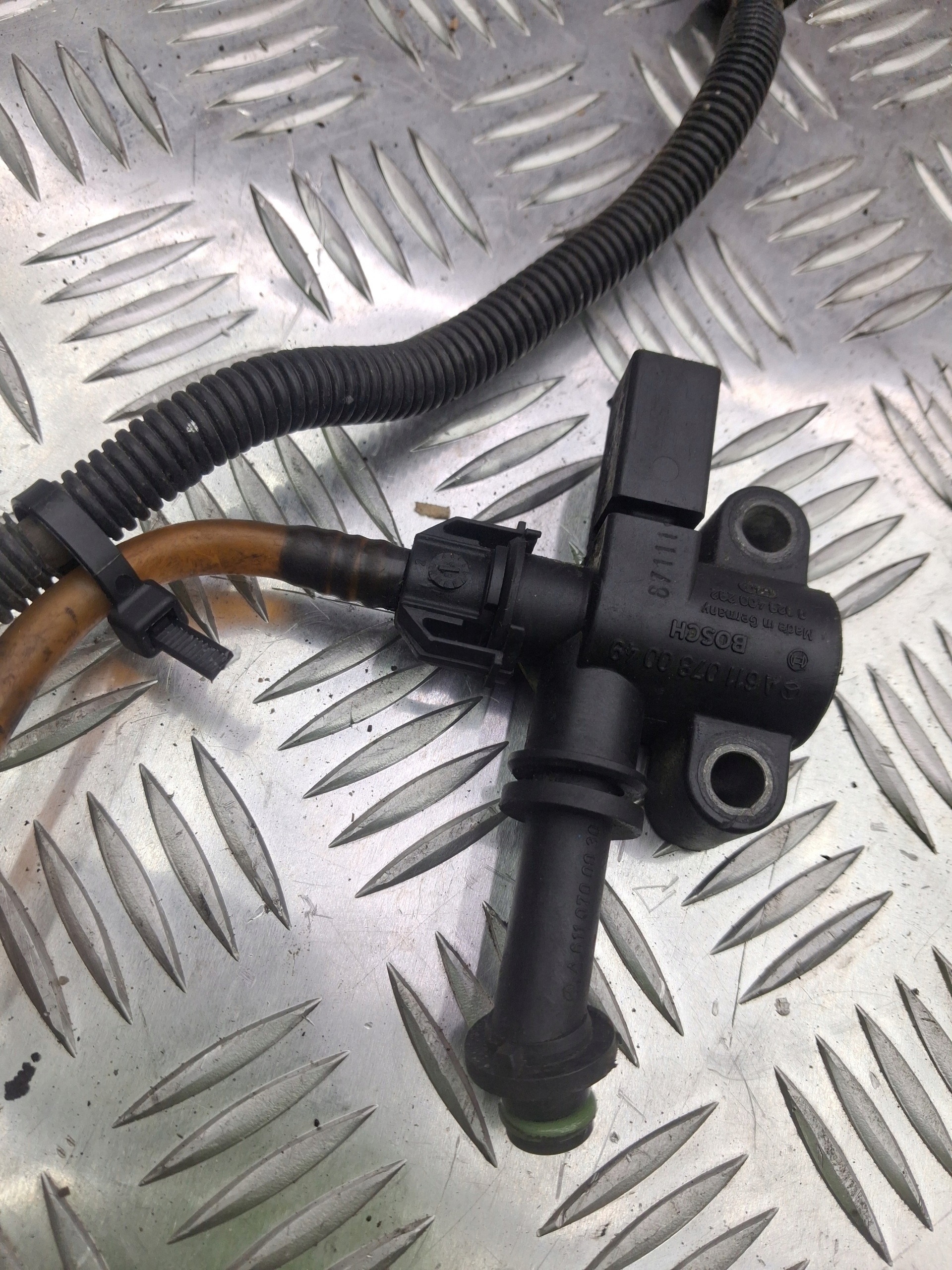 Válvula de retenção combustível OEM A6110780049 Mercedes C image 4
