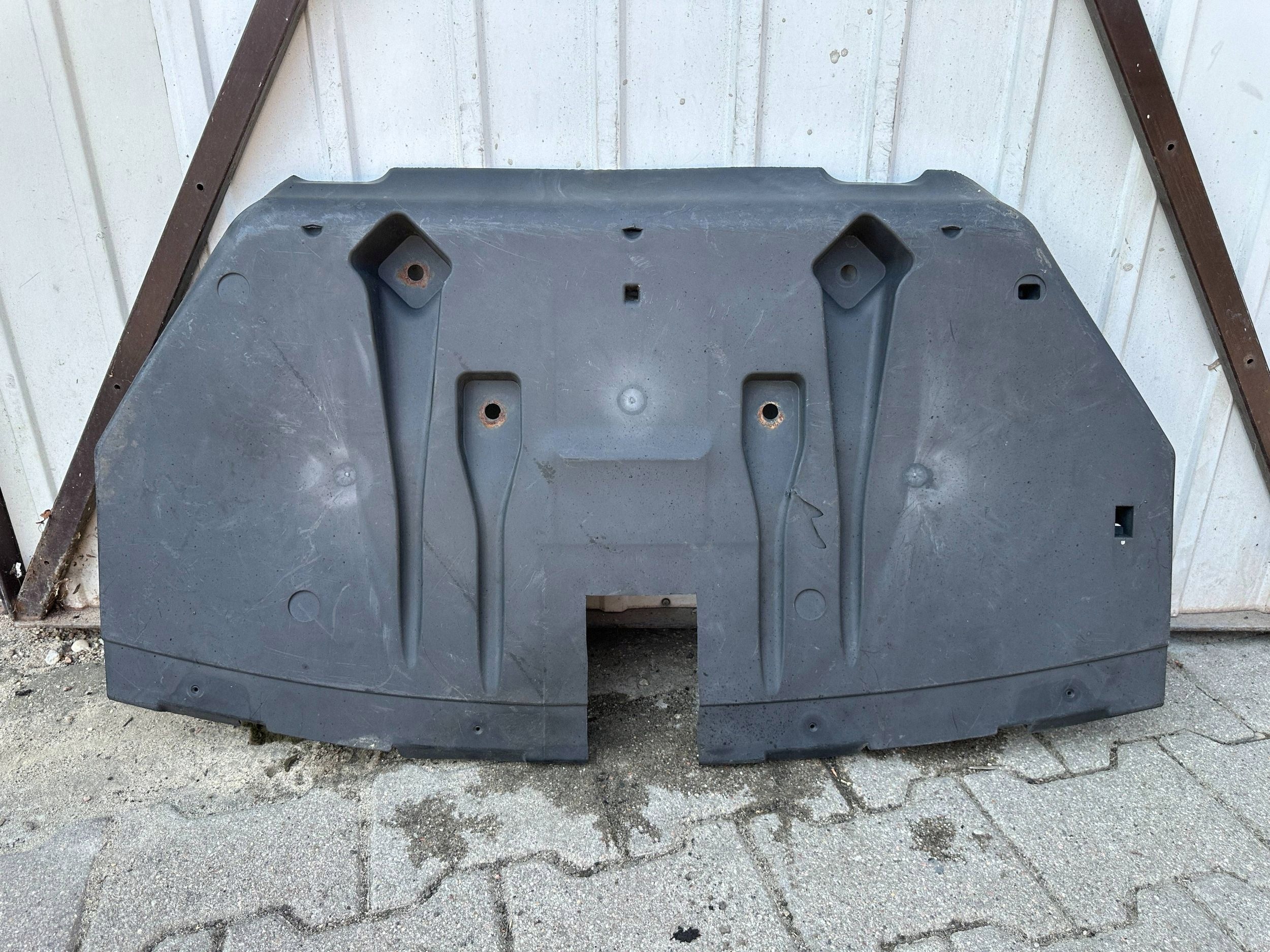 OEM 748A00003R Cubierta Parachoques Motor Renault Laguna III image 2