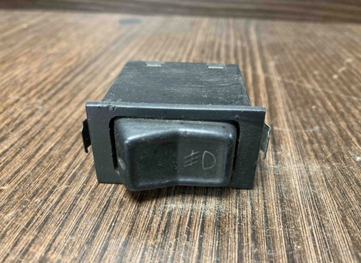 Halogen switch VW POLO (86C, 80) 321941535B 1.04L gas 1986