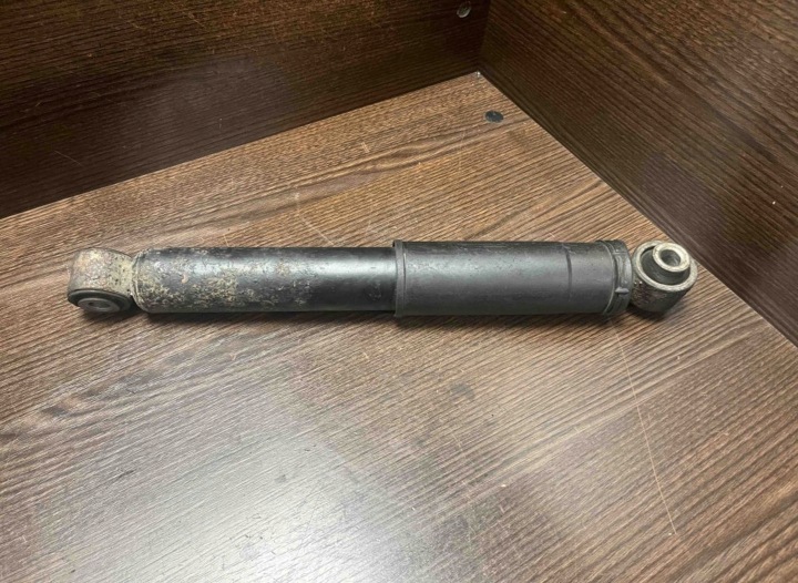 Rear Shock Absorber Right Side Renault Master III 562106844R