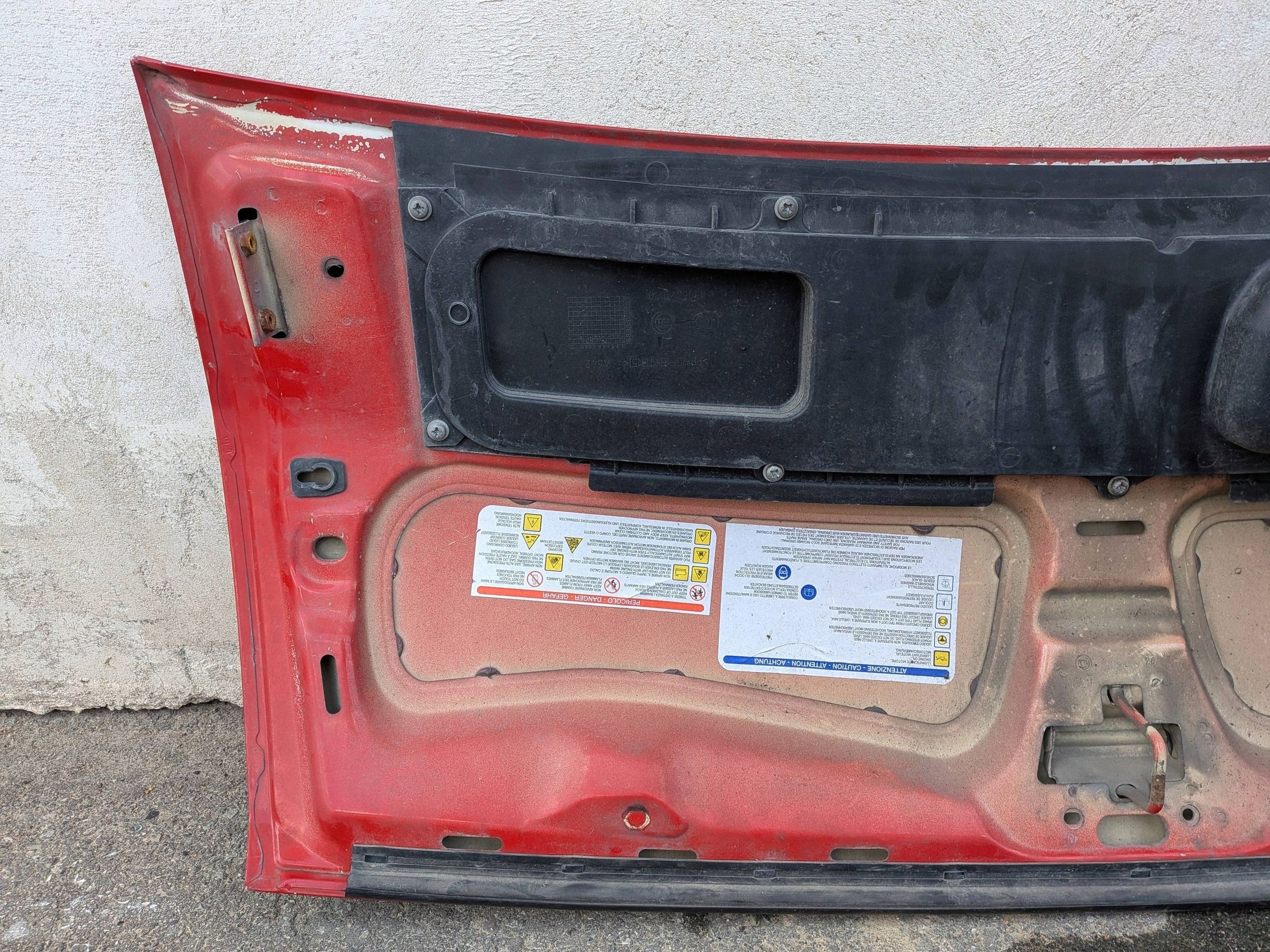OEM 1306521070 Luftintag Under Motorhuv 2006-2014 image 6