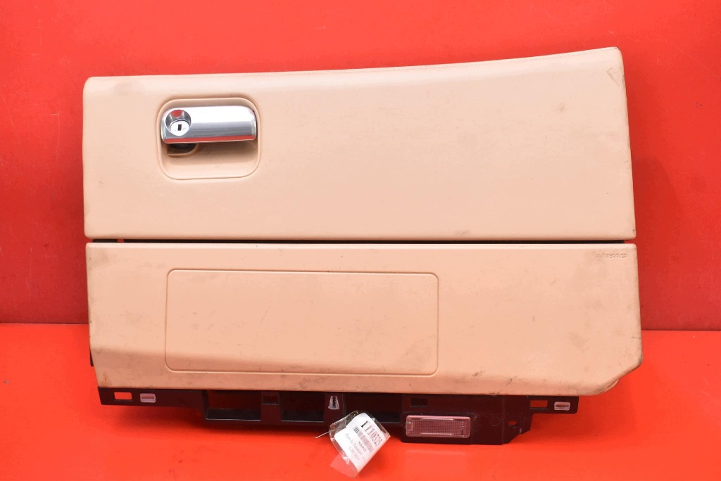 Guardaobjetos pasajero OEM 97055220409 Porsche Panamera image 2