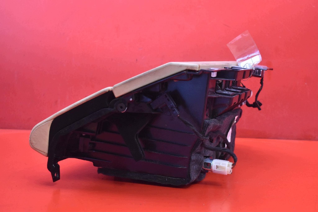 Guardaobjetos pasajero OEM 97055220409 Porsche Panamera image 4