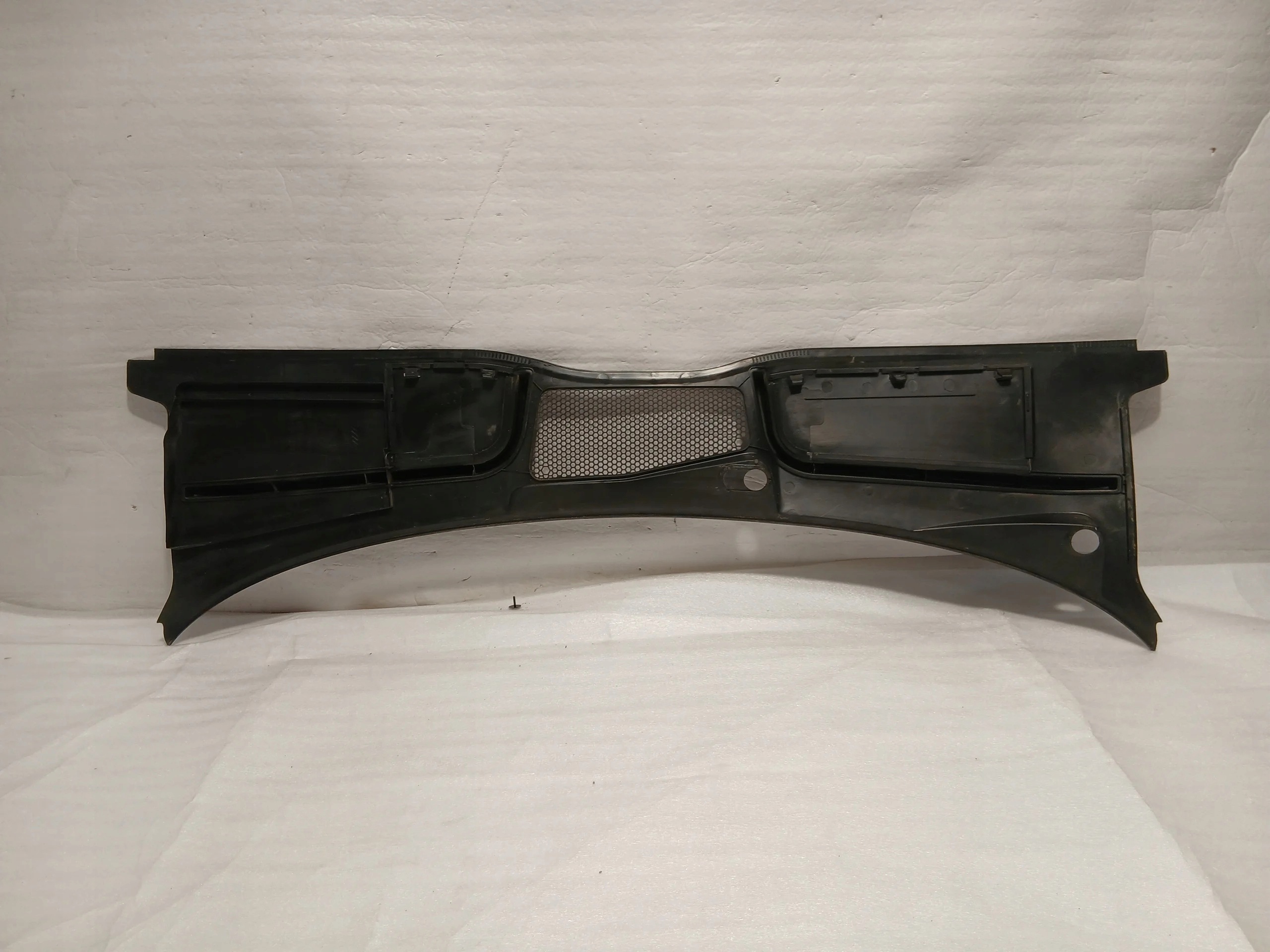 OEM 8W1819403 Audi A5 2018- Panel Parabrisas Plástico image 4