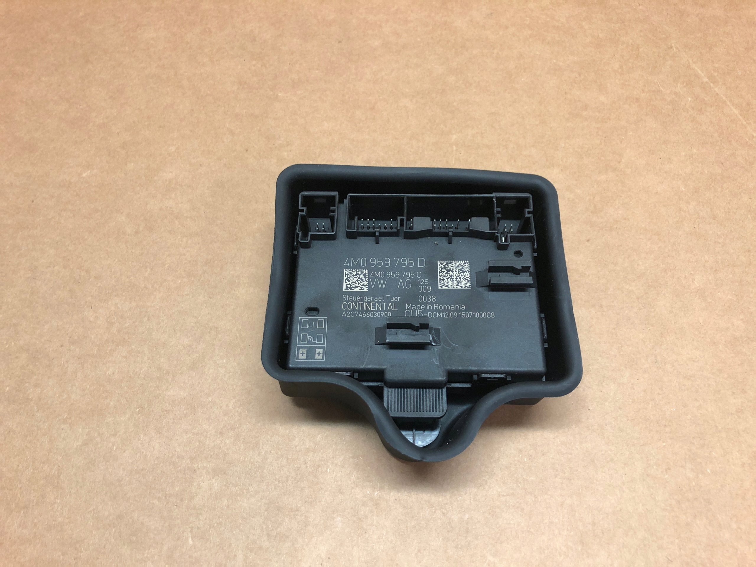 Module de porte Audi Q7 OEM 4M0959795D - Occasion image 5