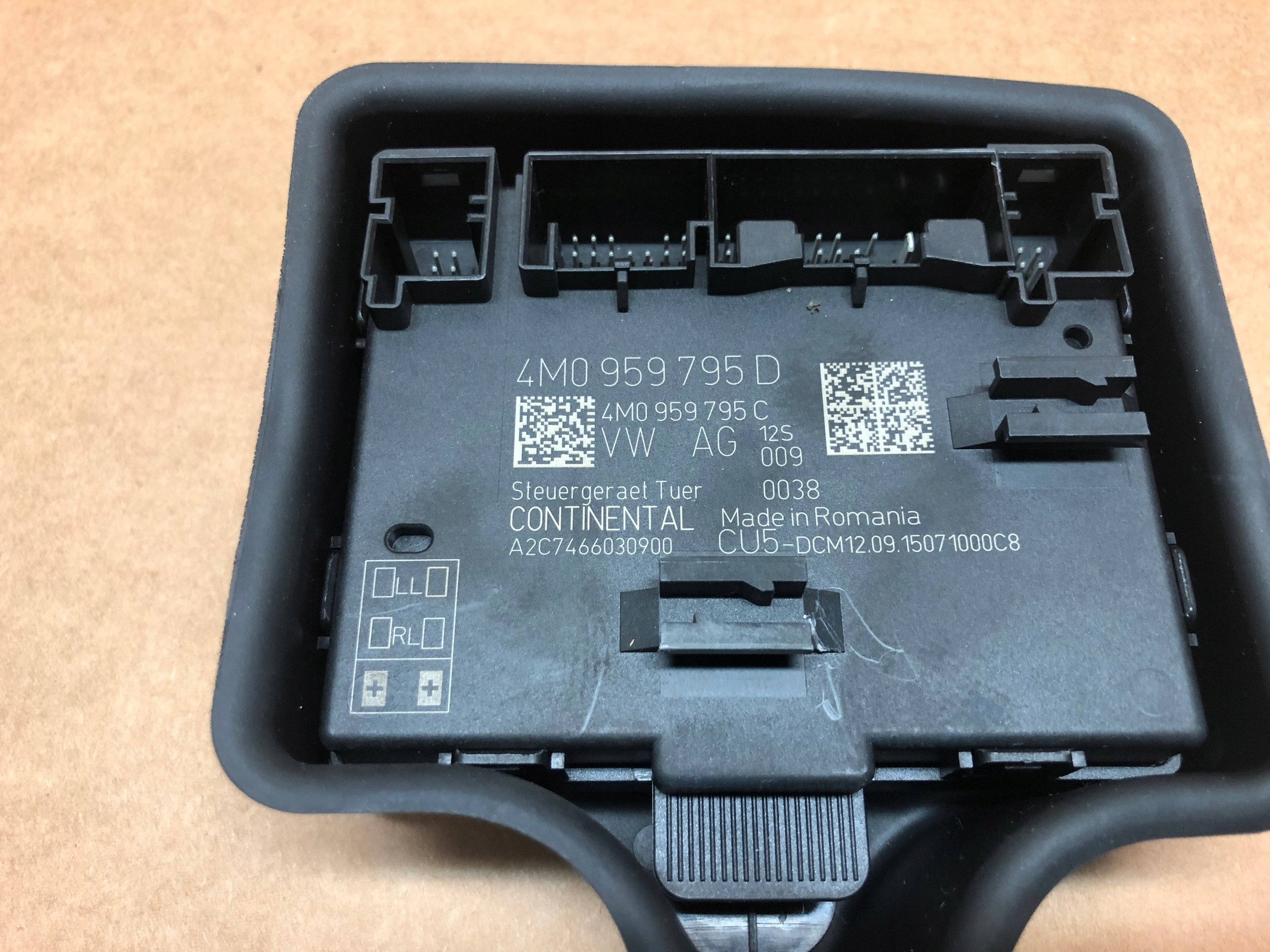 Module de porte Audi Q7 OEM 4M0959795D - Occasion image 6