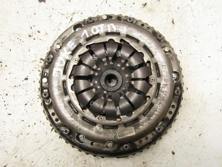 Kytkinlevy ja painelevy 1.0 DIG-T Nissan Juke F16 302057428R