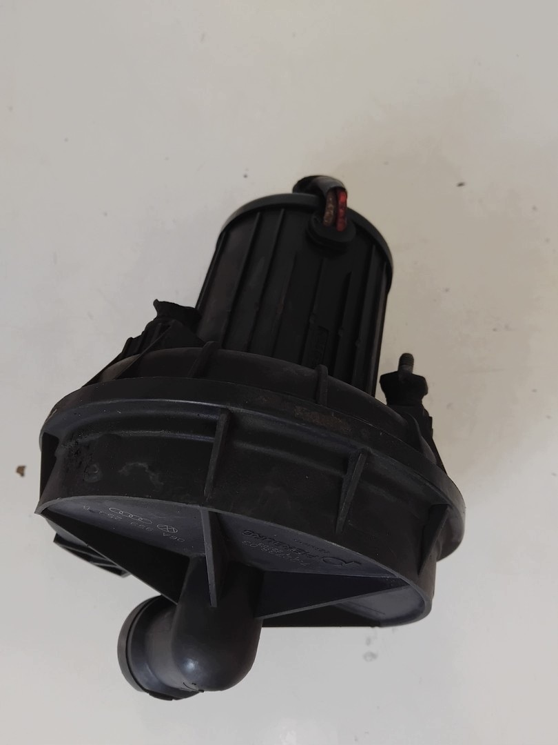 Bomba de aire secundario OEM 3B0906613 VW Passat B5