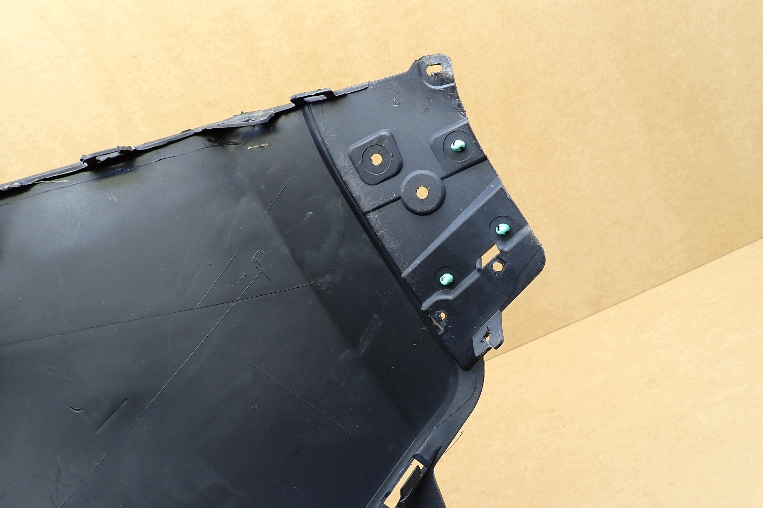 Jeep Renegade 4Xe Left Rear Corner Panel 735585022 image 7