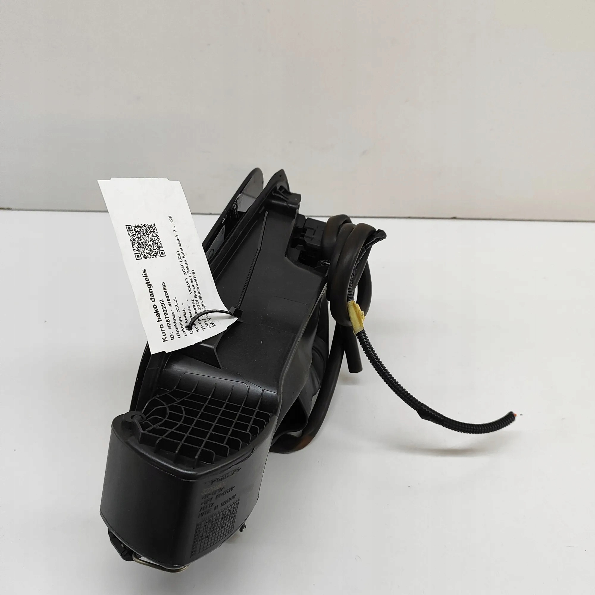 Polttoainetäyttökorkki OEM 32296804 Volvo XC40:lle