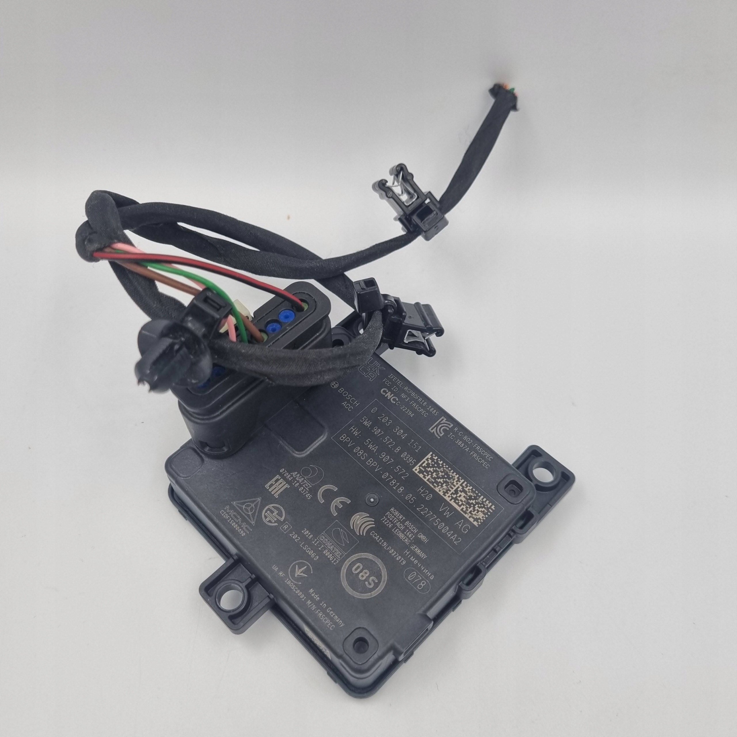 Sensor radar OEM 5WA907572B para VW Skoda Audi image 2