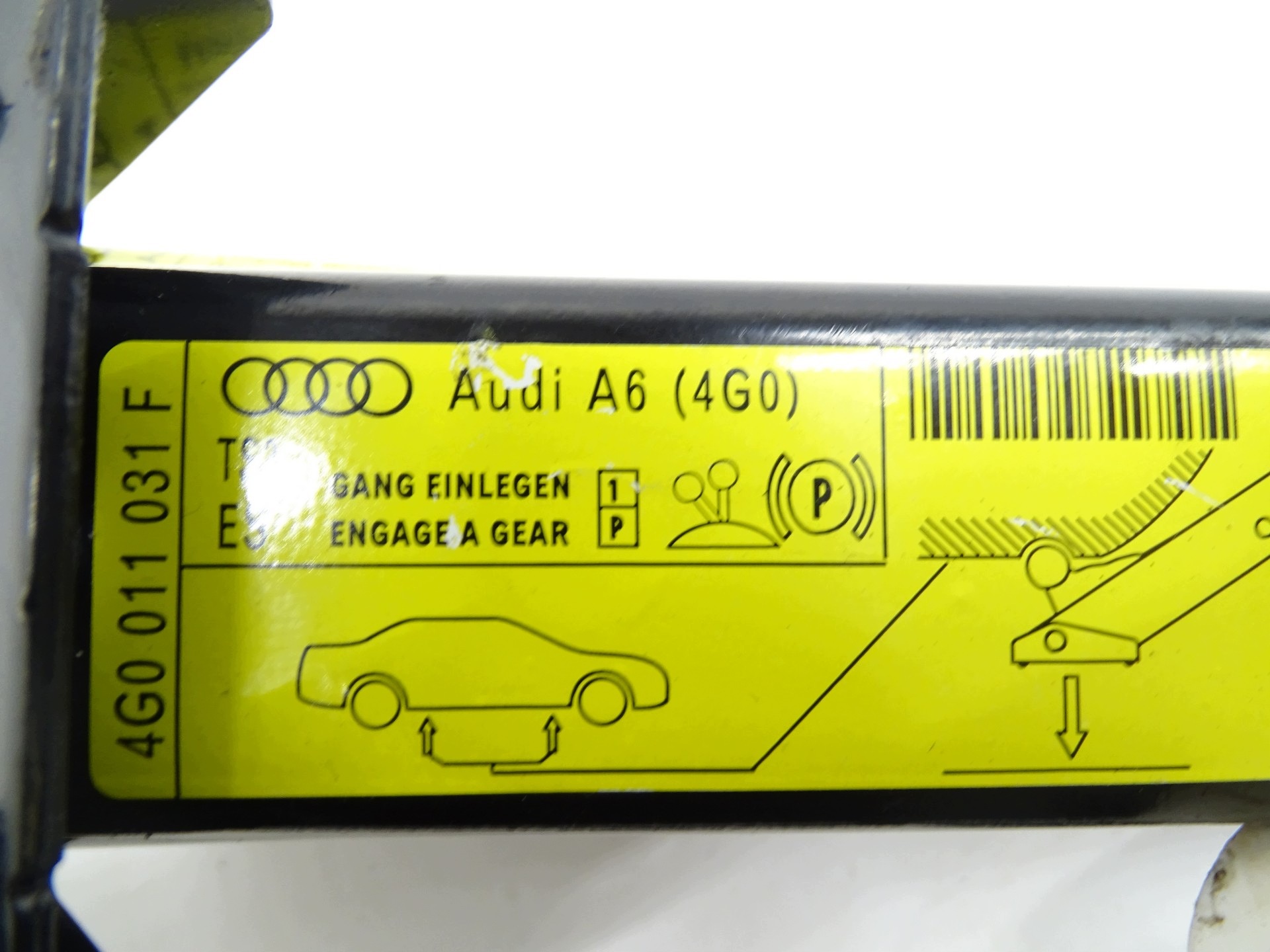 Macaco Audi OEM 4G0011031F para A6 A7 C7 - Usado image 5