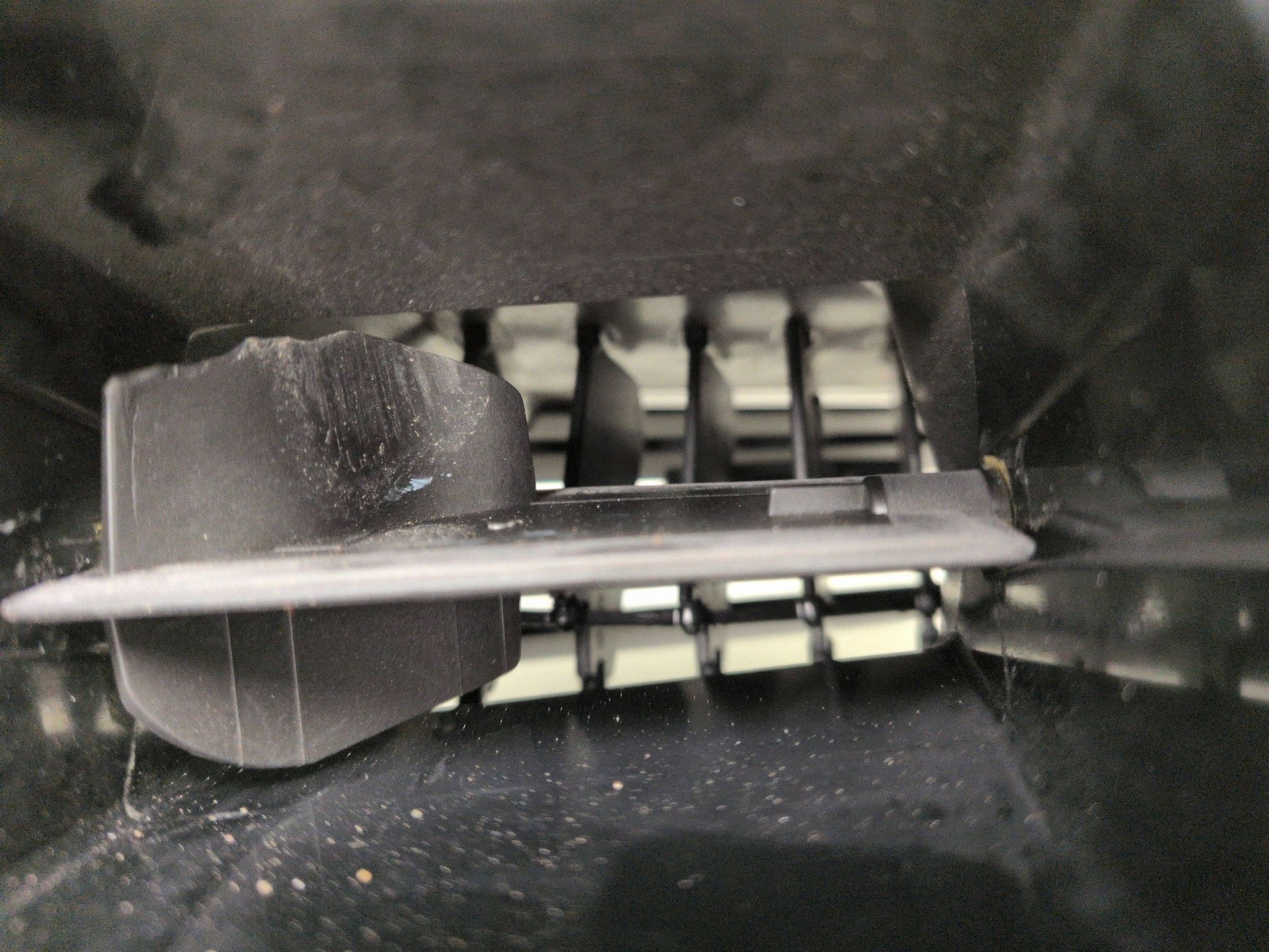 BMW X1 E84 höger instrumentbräda ventilationsgall OEM 9258363 image 7