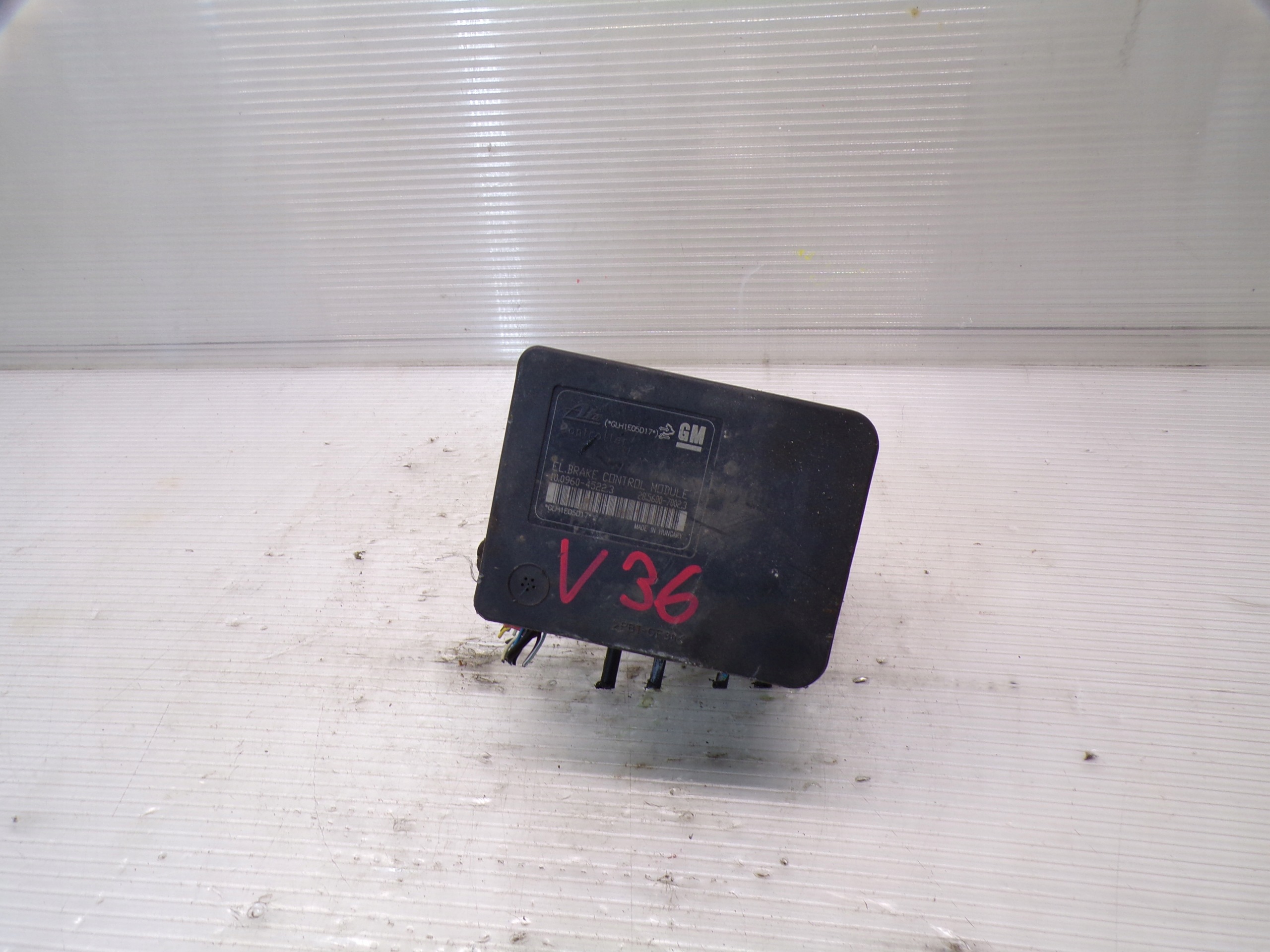 ABS-pumppu OEM 13356788 Chevrolet Cruze 2.0 VCDI:lle