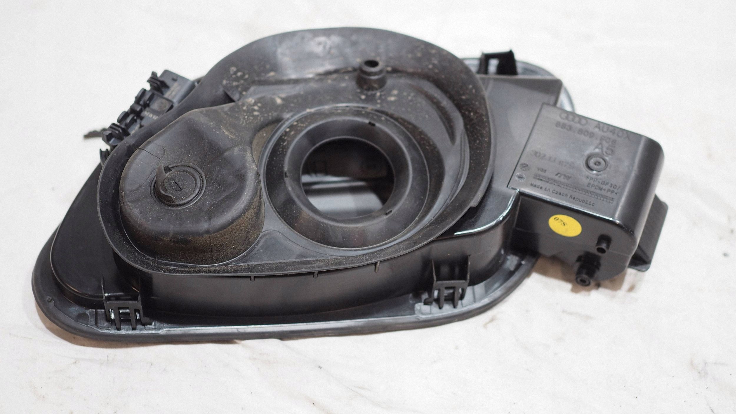 OEM 8B3809906 Brake Pad Insert - Used Audi OE image 9