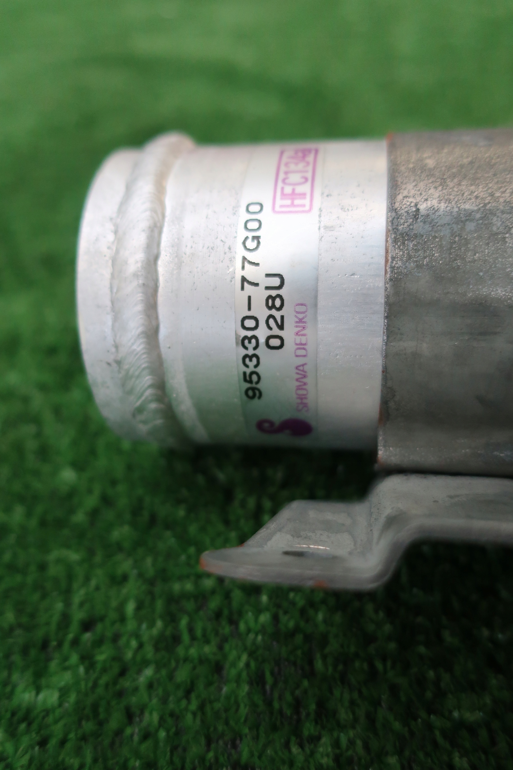 Suzuki OE 95330-77G00 AC-Droger - Gebruikt