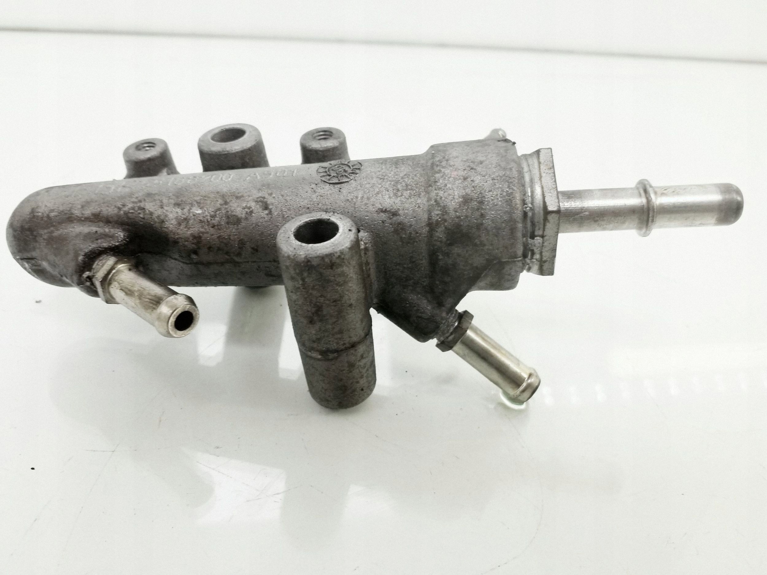 Régulateur pression carburant Opel Astra H OEM 55188200A501 image 2