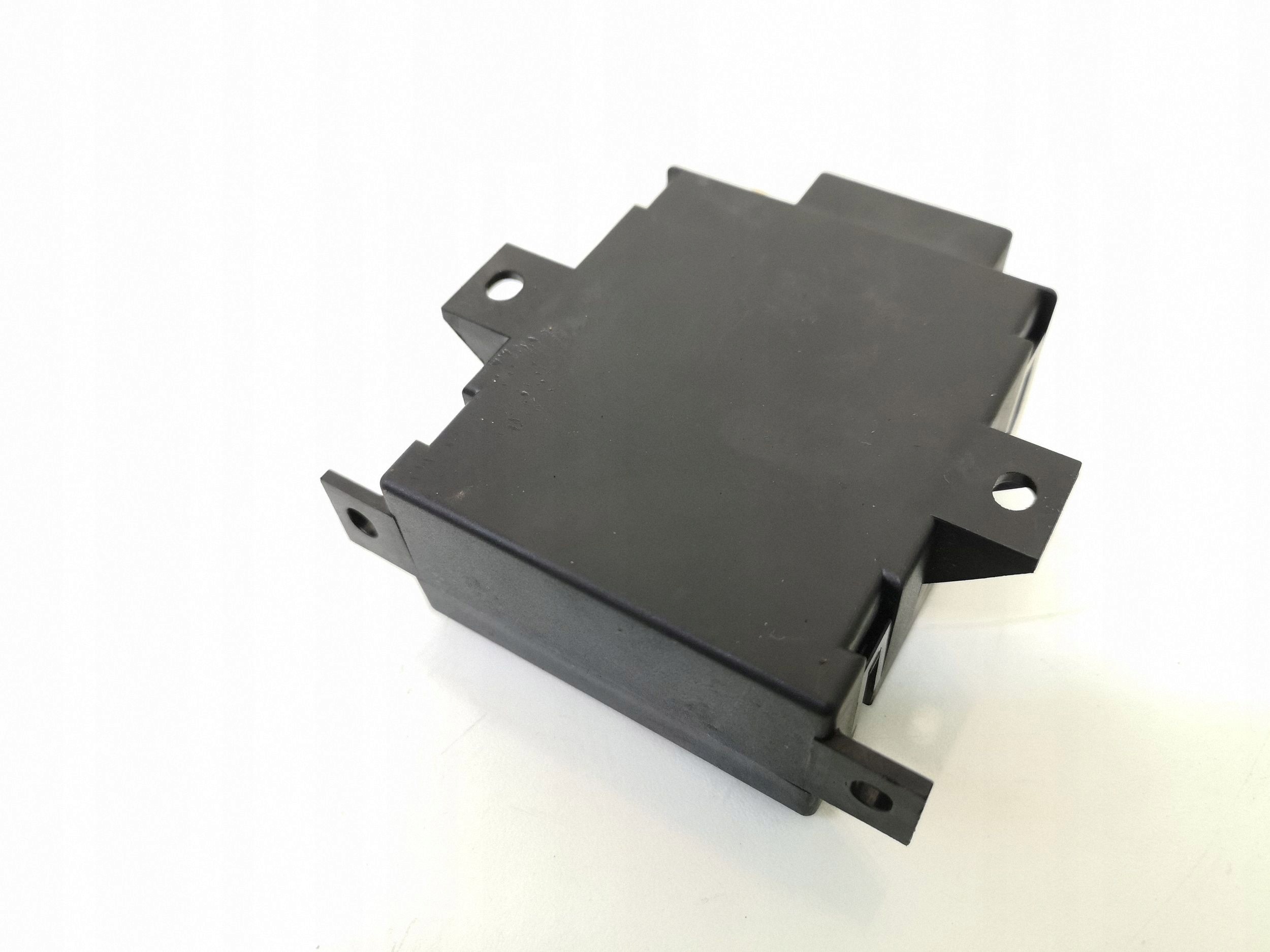 Toyota Avensis Immobilizer Module OEM 811819 image 3