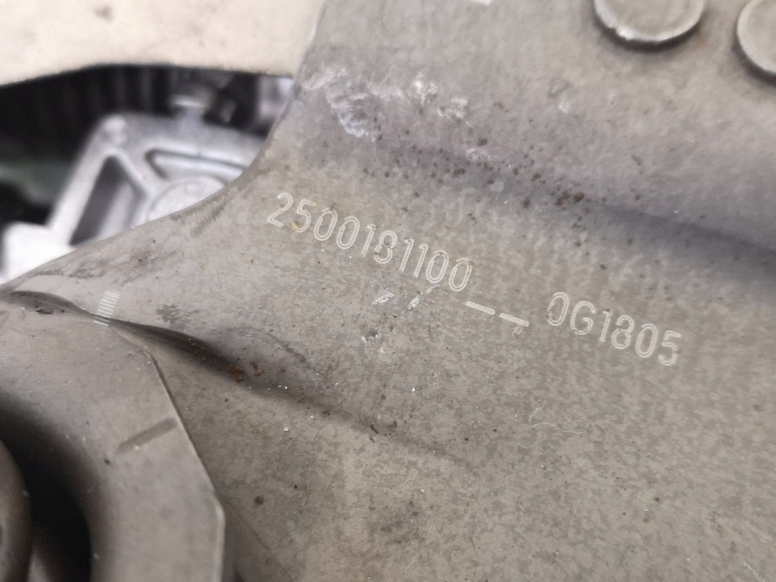 Renault Kytkinhaara OEM 2500181100 - Käytetty