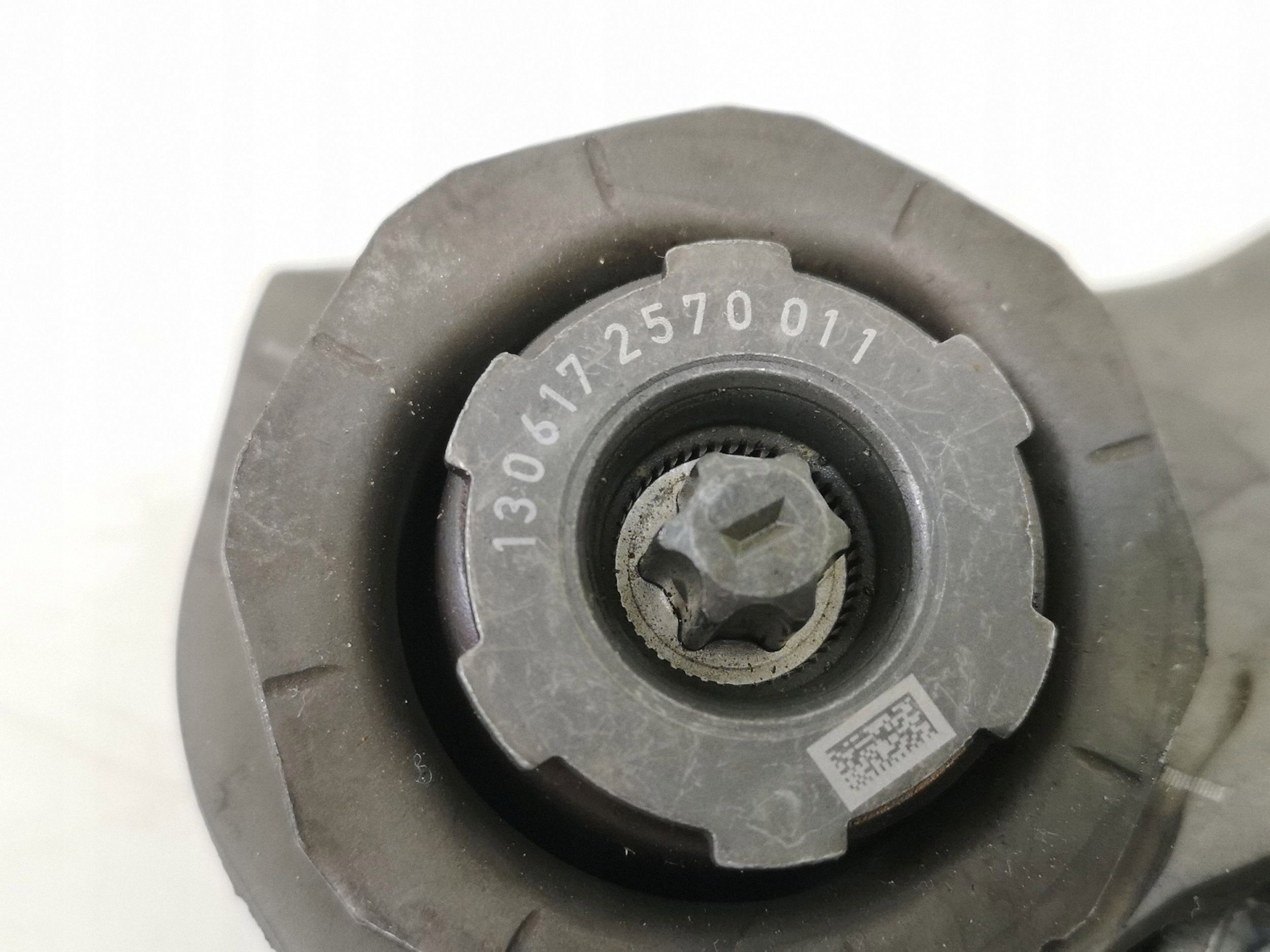 Garfo da embraiagem Renault OEM 2500181100 - Usado image 5