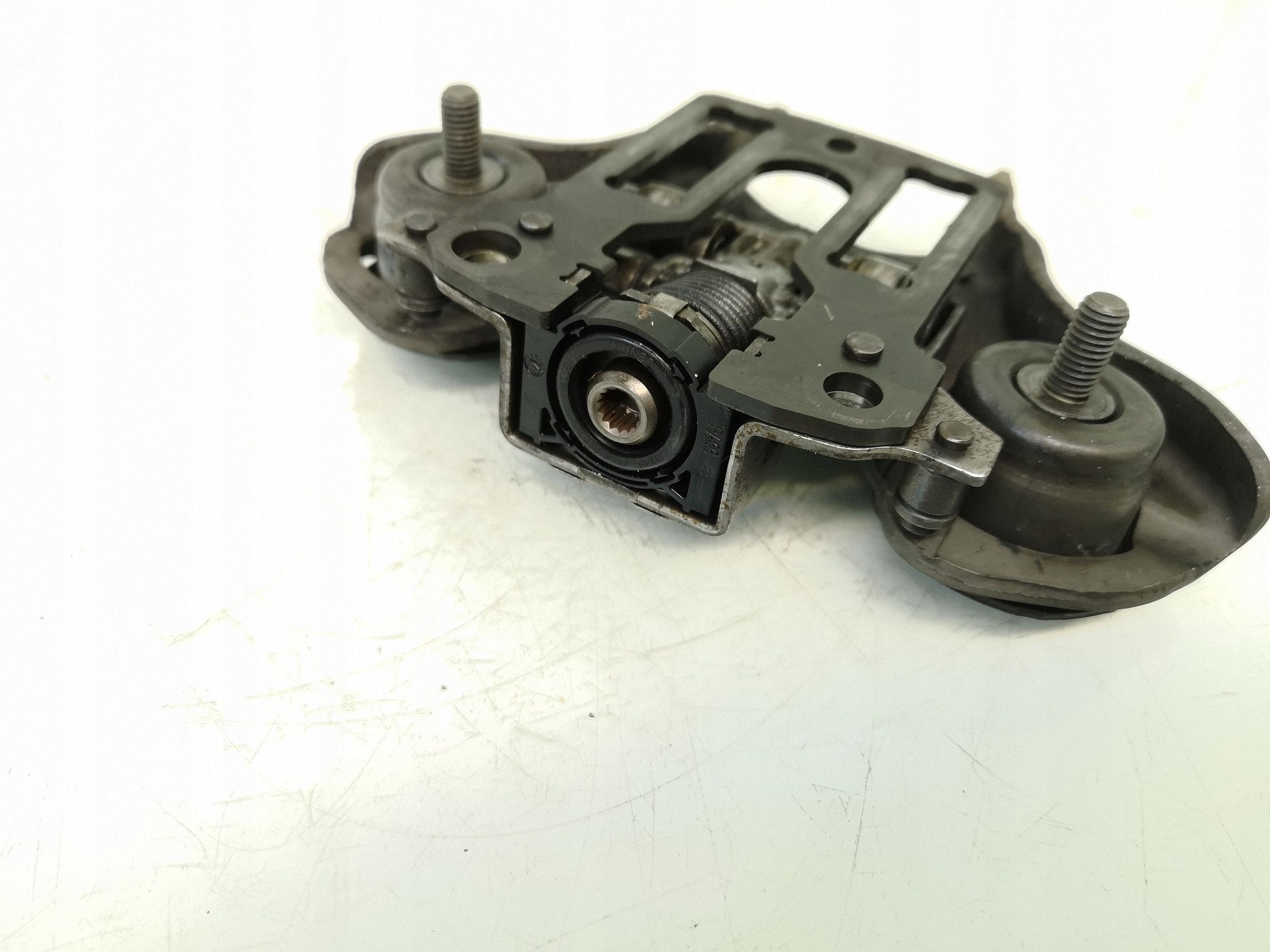Garfo da embraiagem Renault OEM 2500181100 - Usado image 7