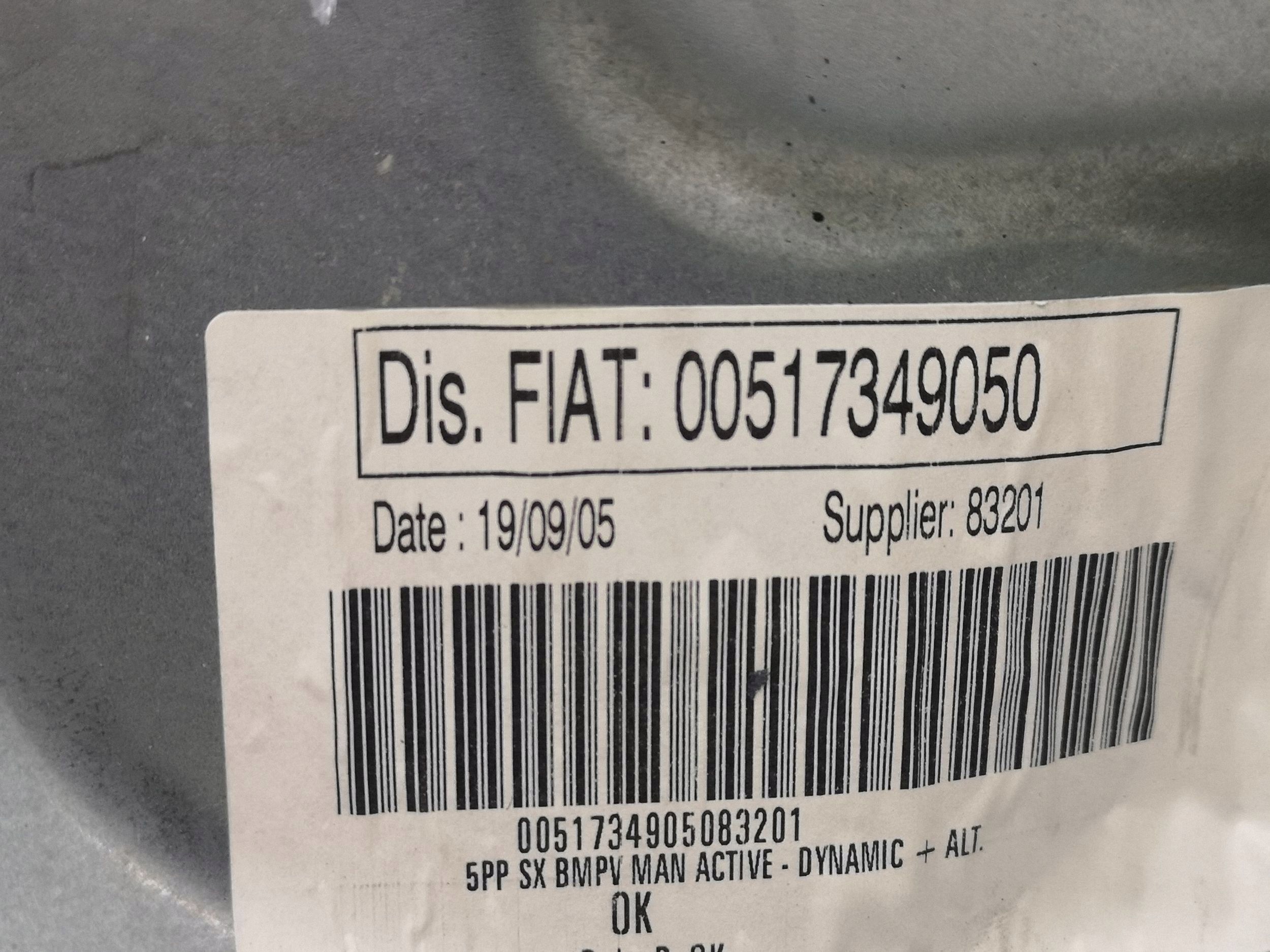 Fiat Idea taka manuaalinen ikkunanostin OEM 00517349050