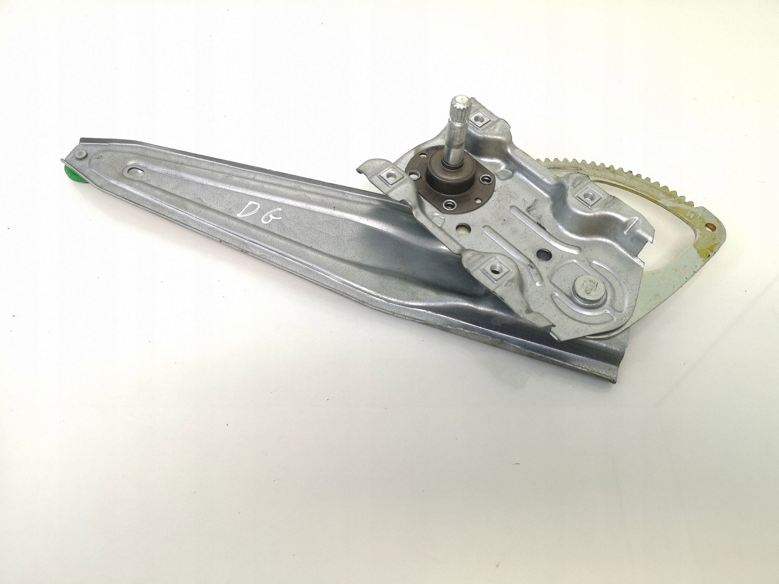 OEM FRC26706 Manuaalinen takaikkunan nostin