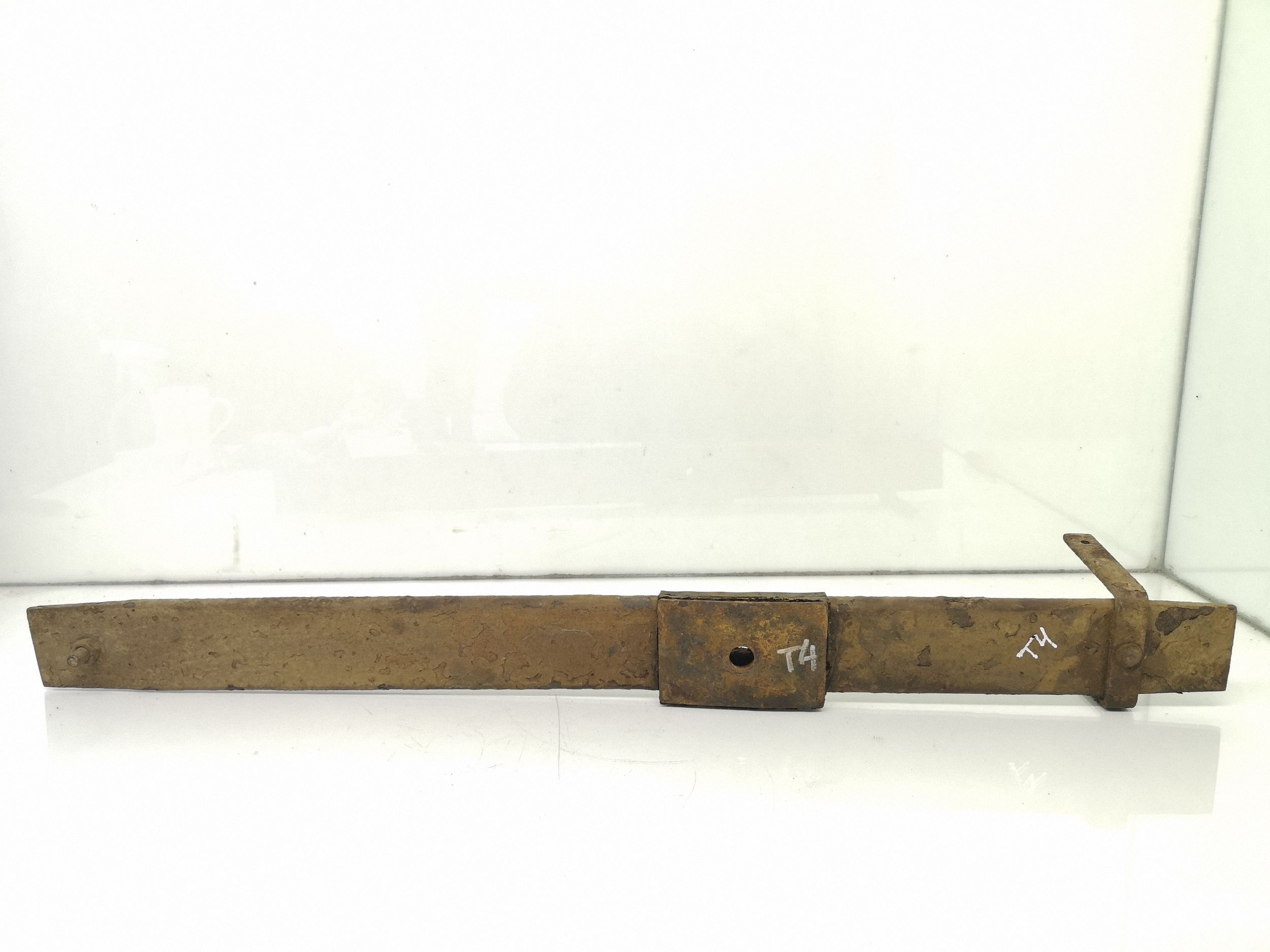 Hyundai H-1 Hinterfeder OEM 552724A650 - Gebraucht image 2