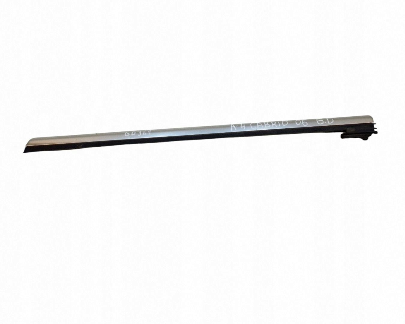 Audi OE Sivuikkonauha OEM 8H0839478C