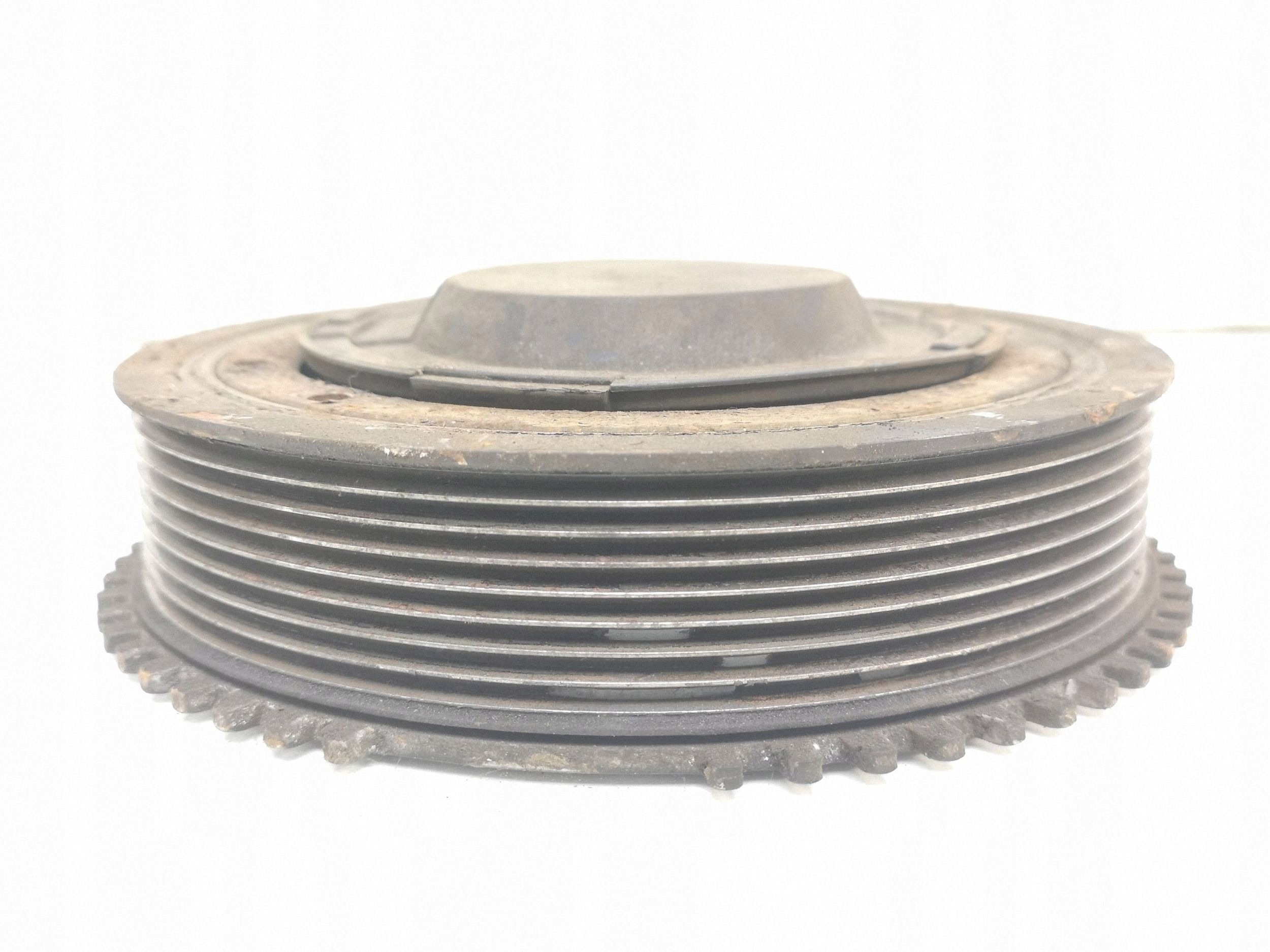 Mazda Kampiakselin hammaspyörä OEM FRC35173 - Käytetty