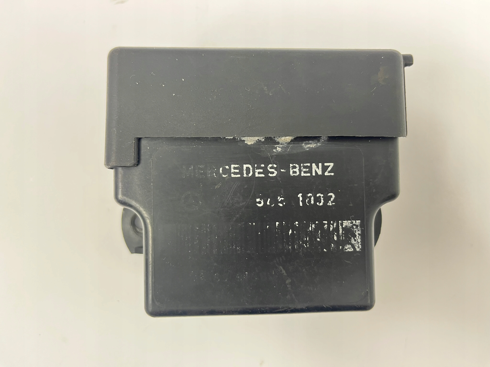 Relé de vela Mercedes OEM 0035451032 - Usado image 4