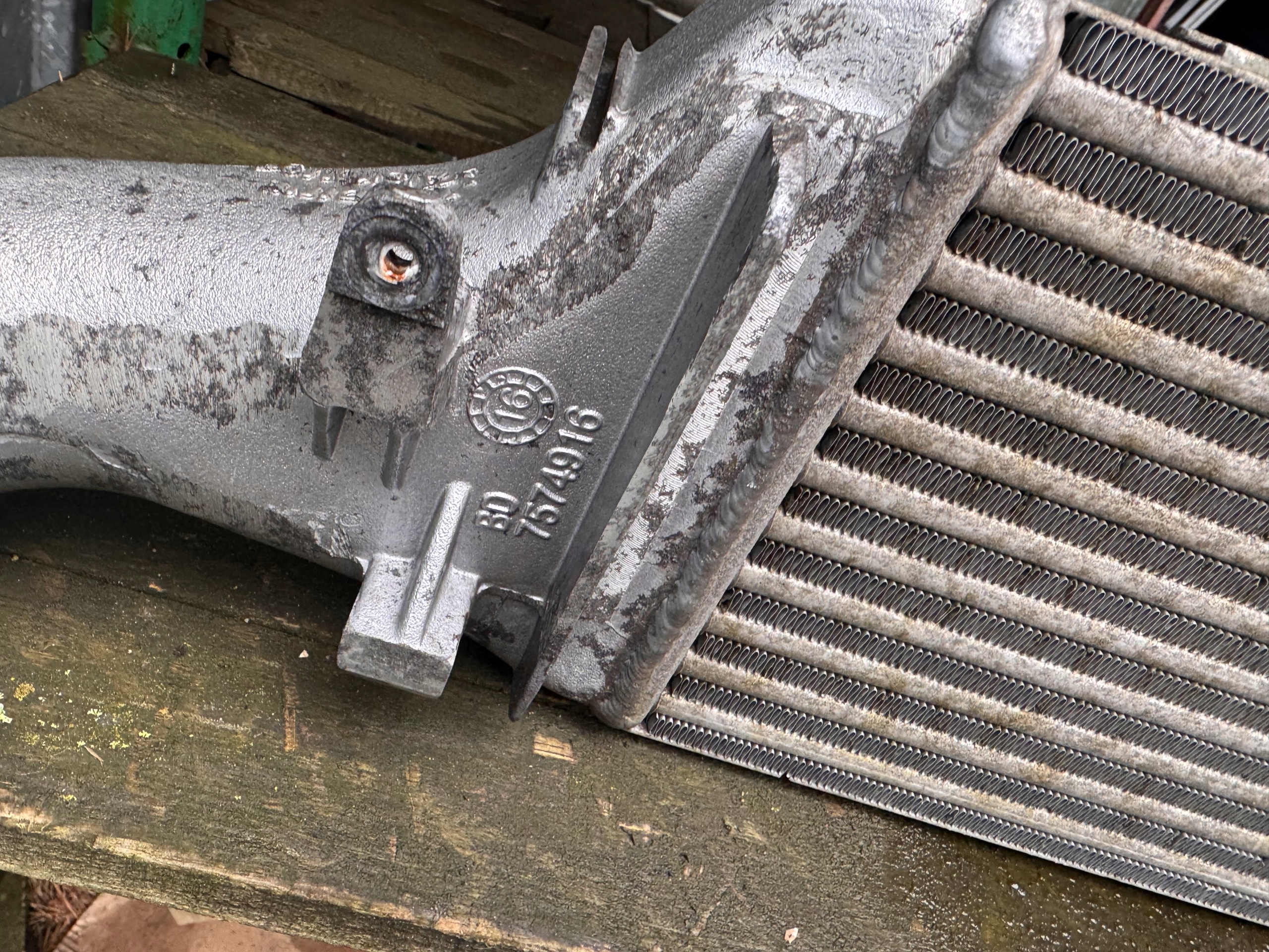 Intercooler OEM 4G0145805J para Audi A6 A7 C7 3.0TDI image 3