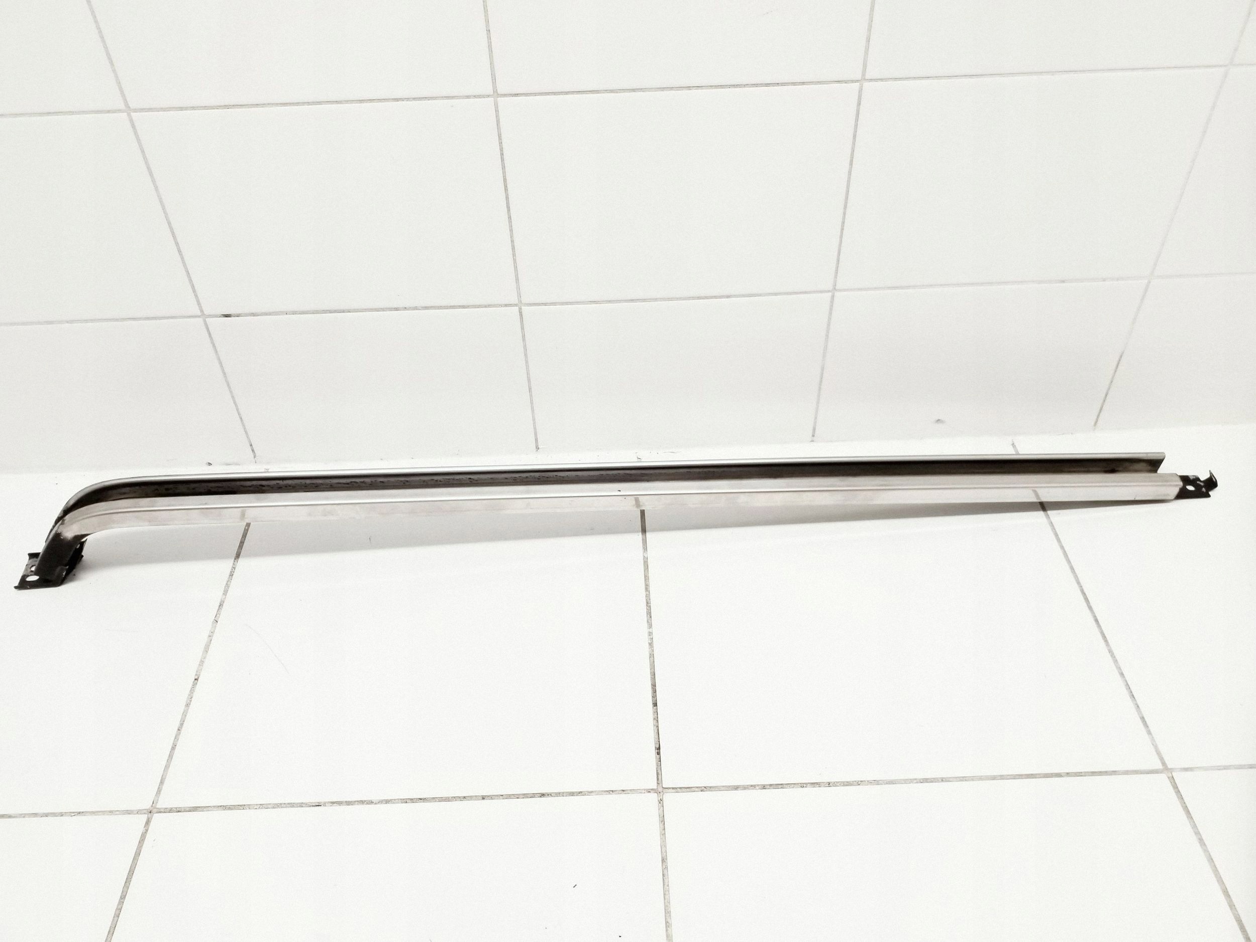 Carril guía puerta corredera OEM 7D1843872 para VW T4 image 2