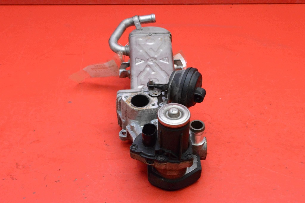 Gebrauchter EGR-Kühler OEM 03L131512DQ für VW Golf image 4