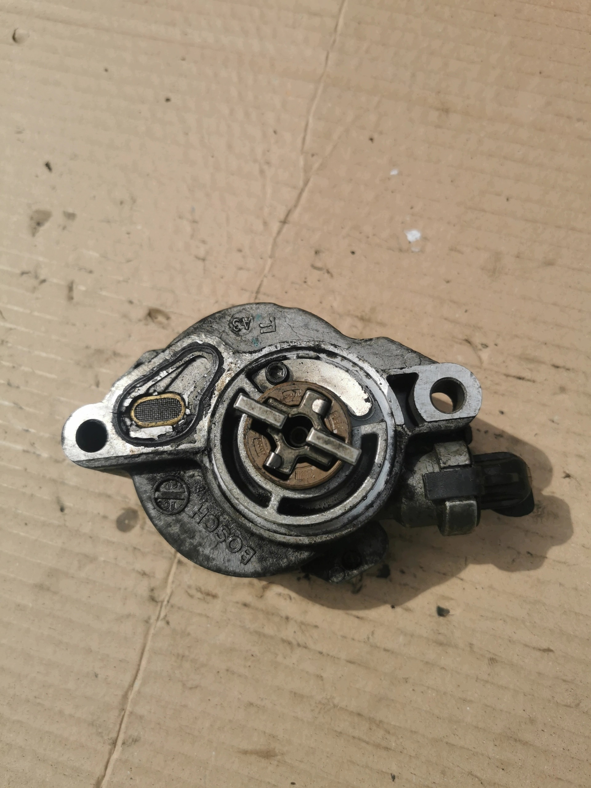 Bomba de vacío OEM D156-3B para Peugeot Partner 1.6 HDi image 4