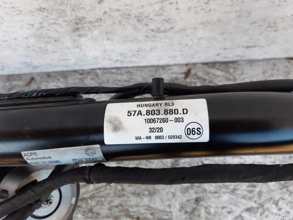 Enganche Skoda Karoq OEM 57A803880D - Usado image 4