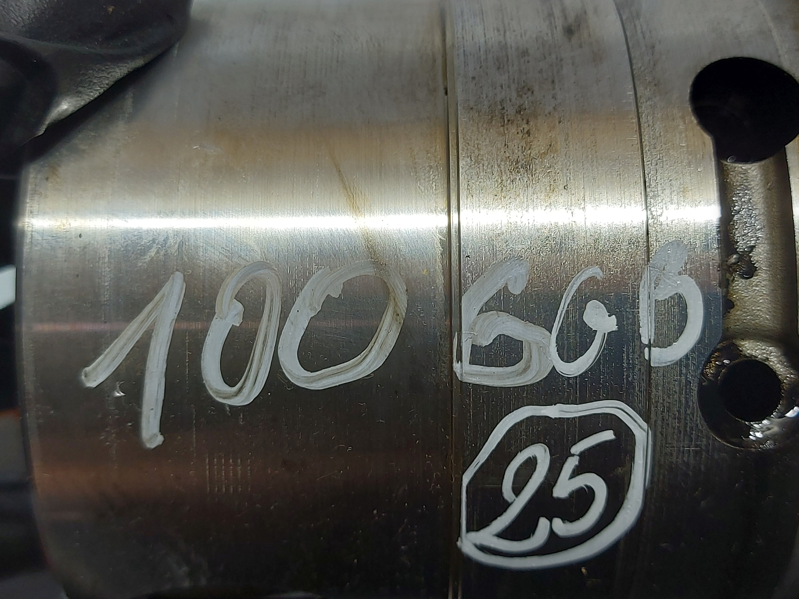 Mercedes-Benz Ölpumpe OEM 6511811801 - Gebraucht image 8