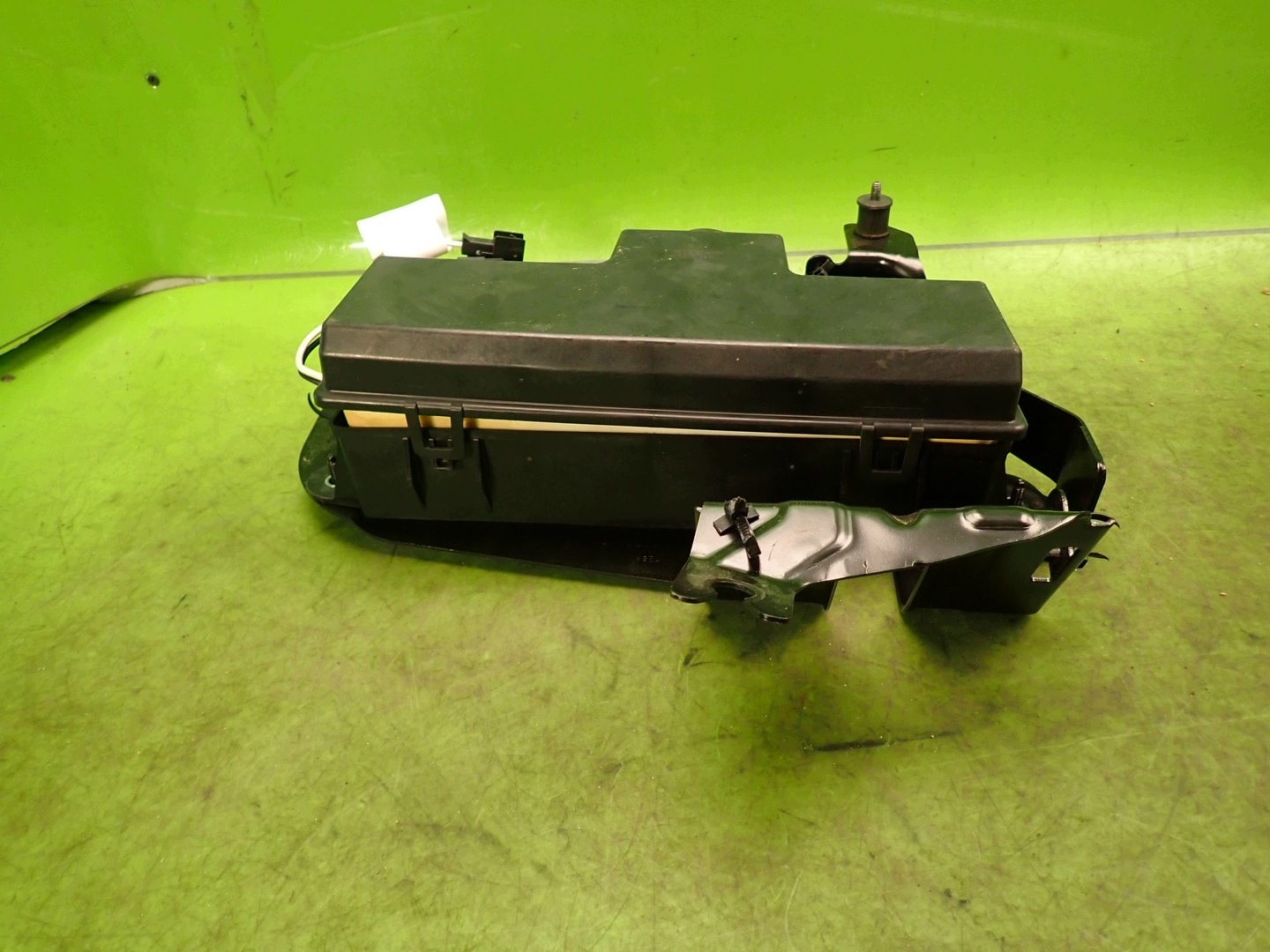 Opel Insignia A Tailgate Actuator Pump OEM 1090096 image 2