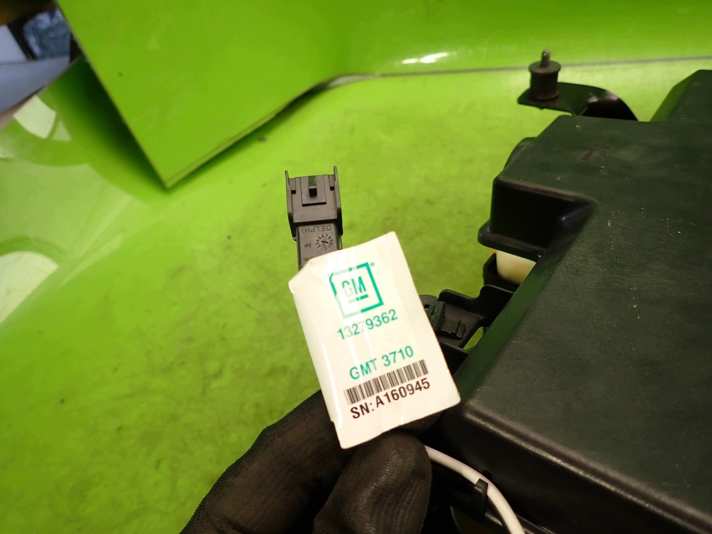 Opel Insignia A Tailgate Actuator Pump OEM 1090096 image 9