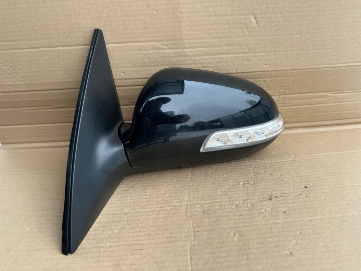 Hyundai i30 -2012 vasen peili 8 pin