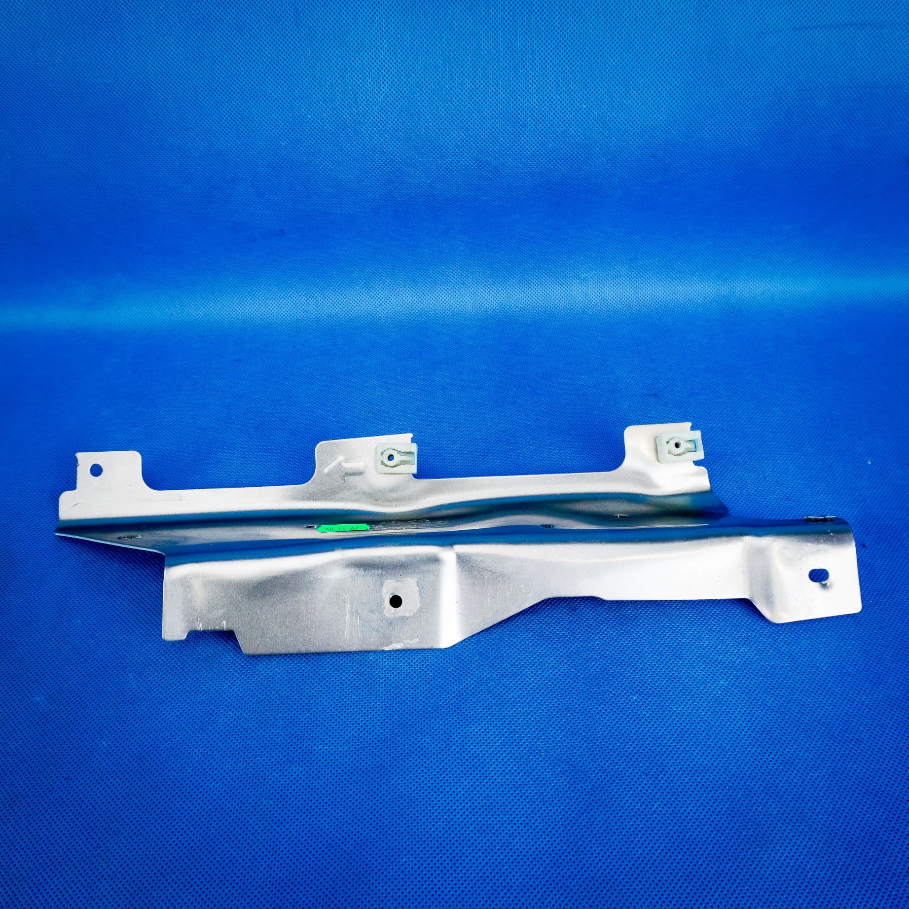 BMW X5 G05 X6 G06 alustaljussuoja OEM 51485A08A23 image 2