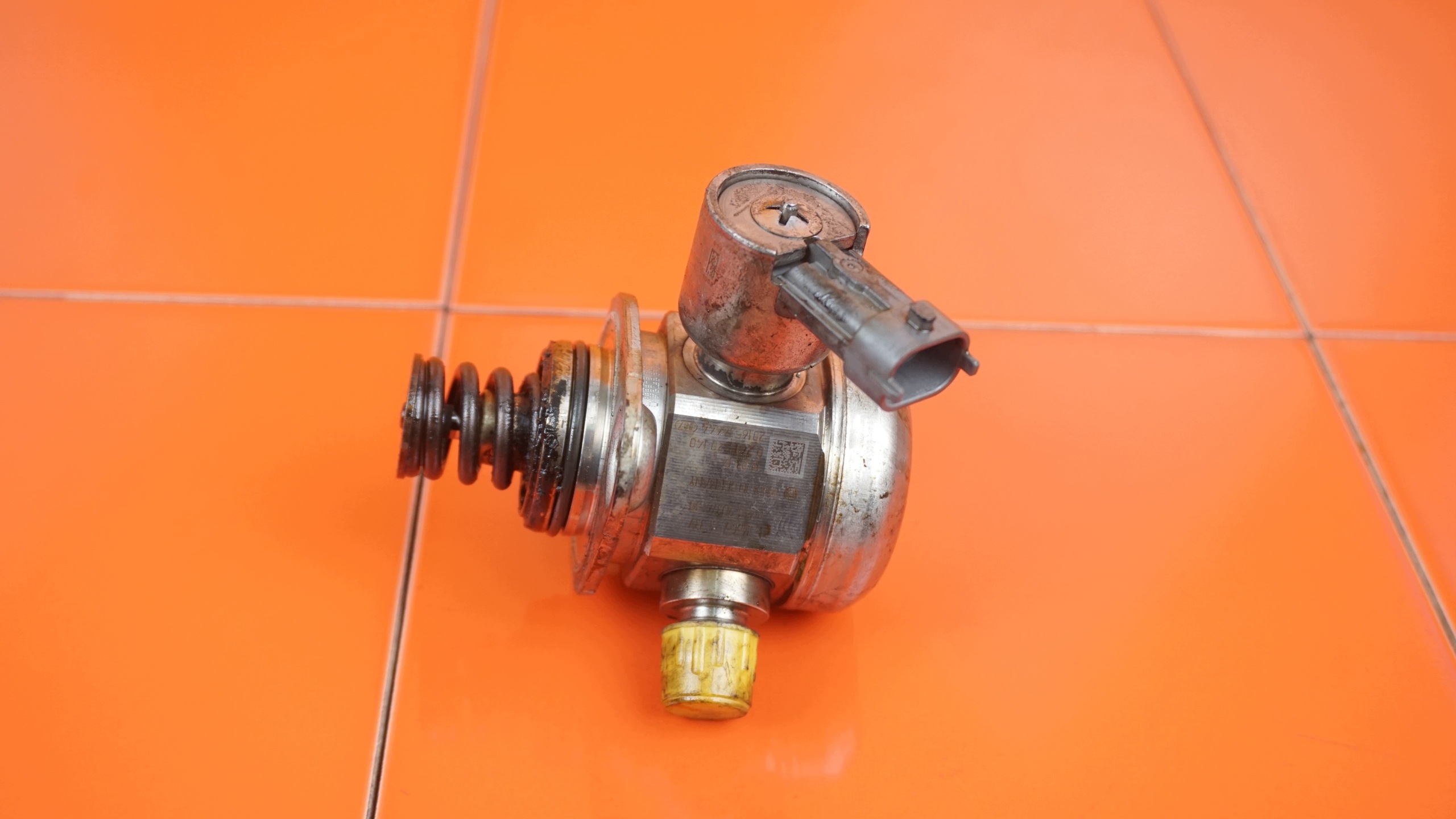 Pompe à injection Ford OE BM5G-9D376-BB image 2