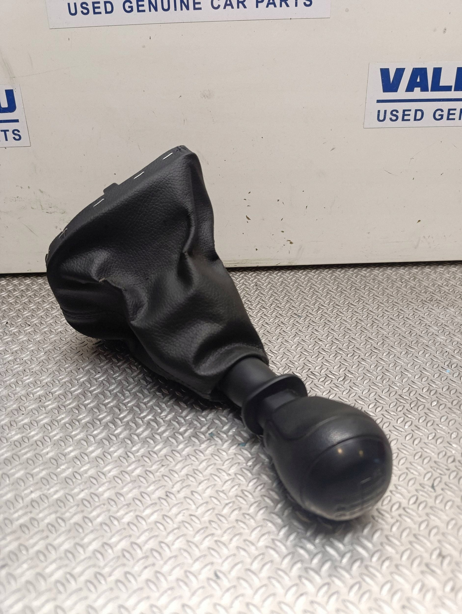 Volkswagen Crafter Mk2 Växelspak OEM 7C0711113B image 4
