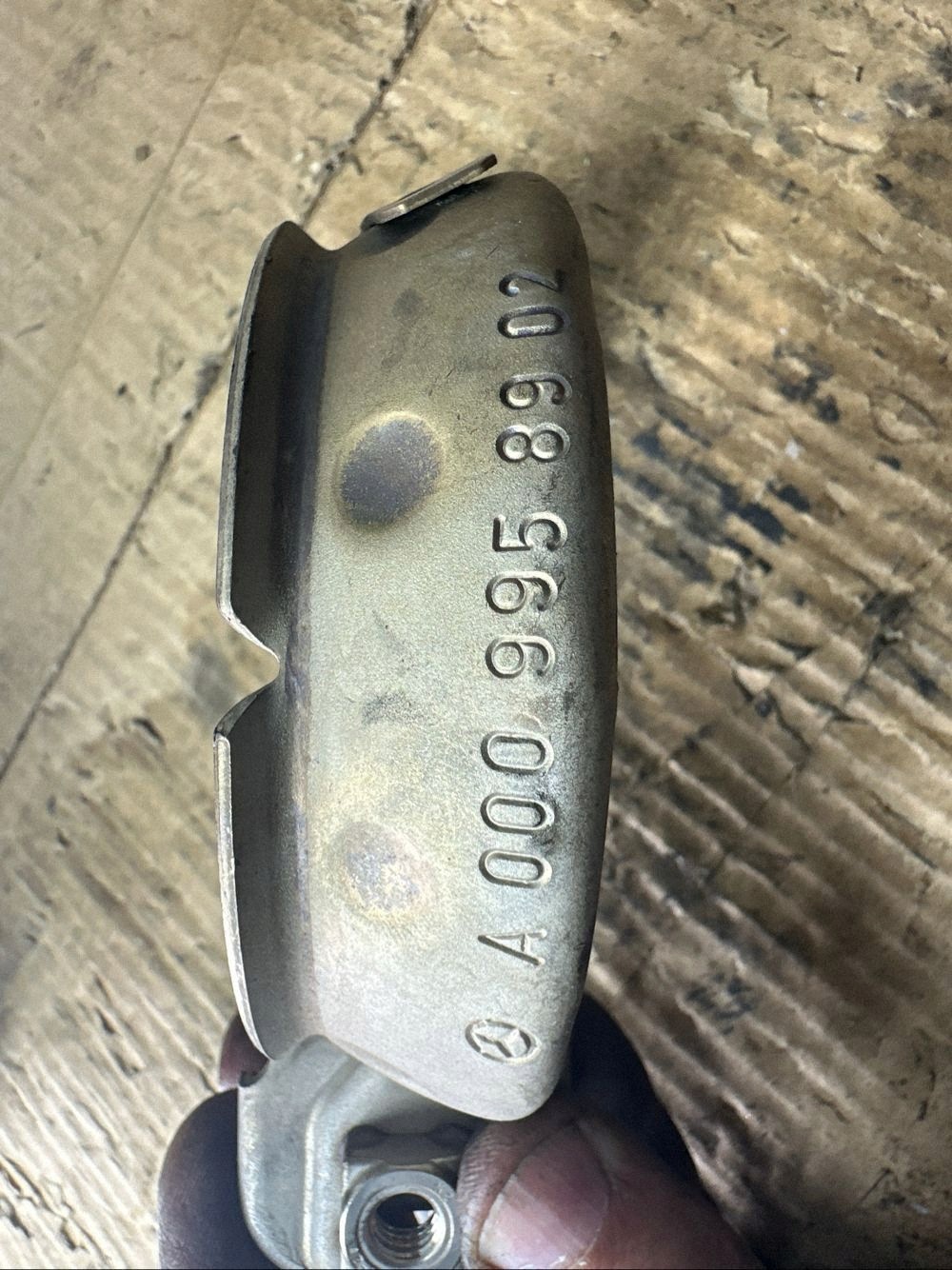 Avgasrörsklämma OEM A0009958902 för Mercedes E-klass image 6