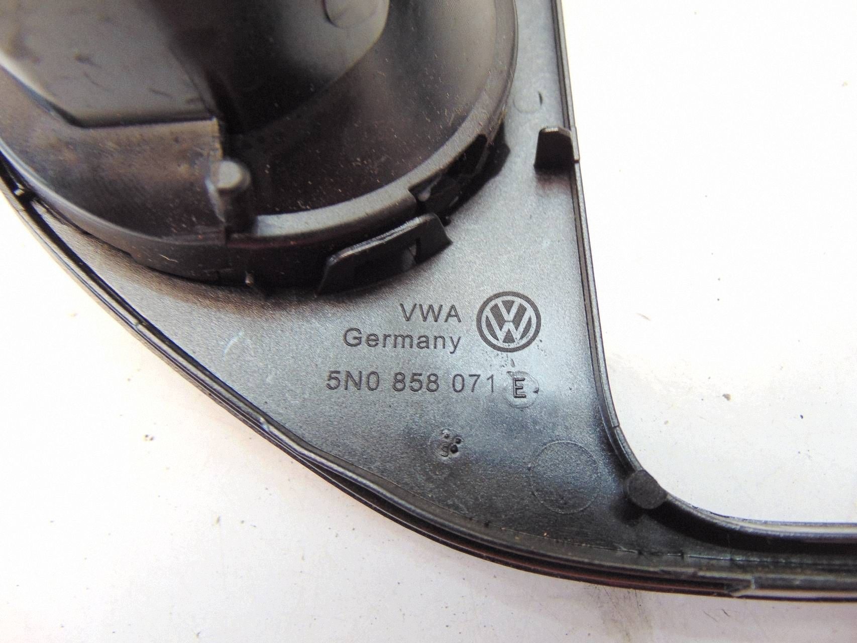 Radioframe & Ventiler OEM 5N0858071E för VW Tiguan image 4
