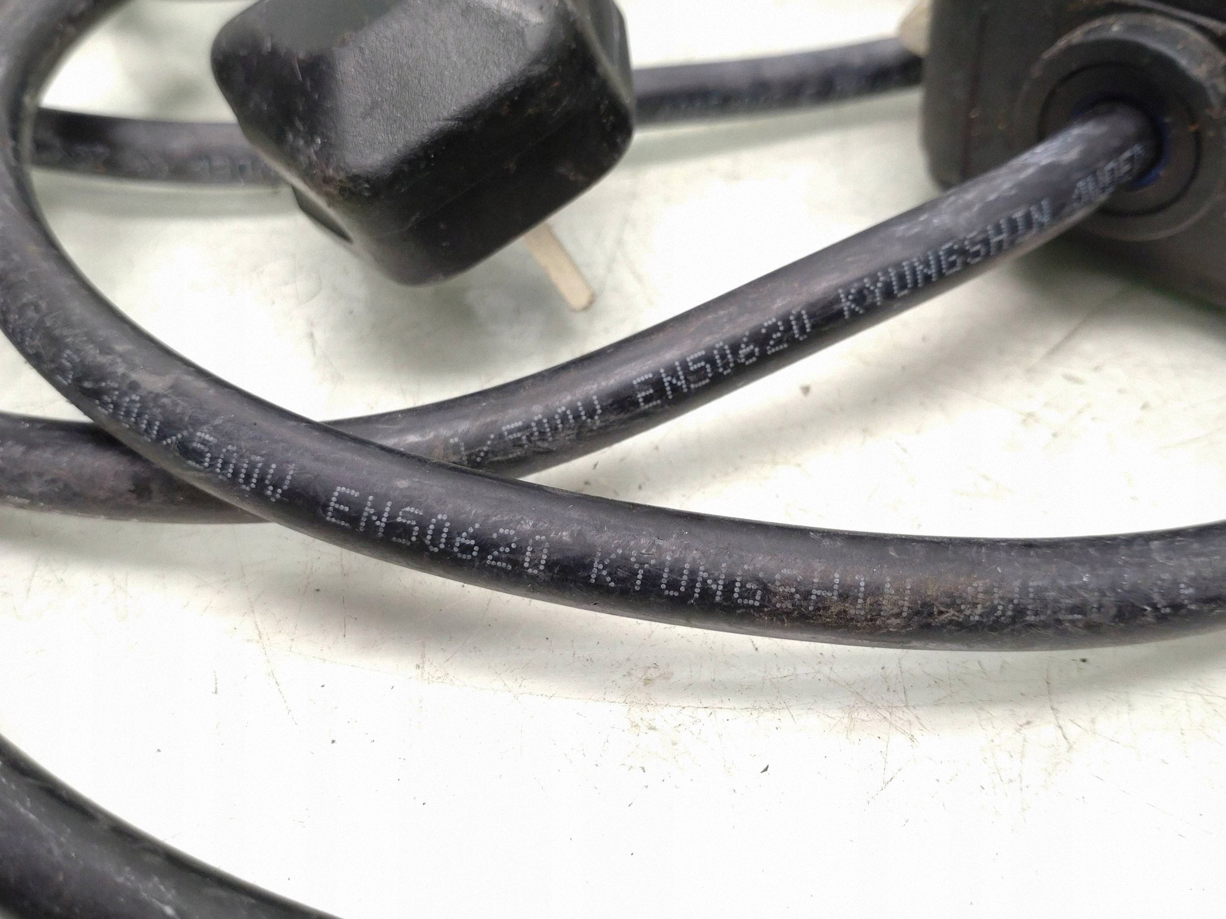 Cable de carga EV Hyundai Kona I 2022 OEM 91996G1050 image 4