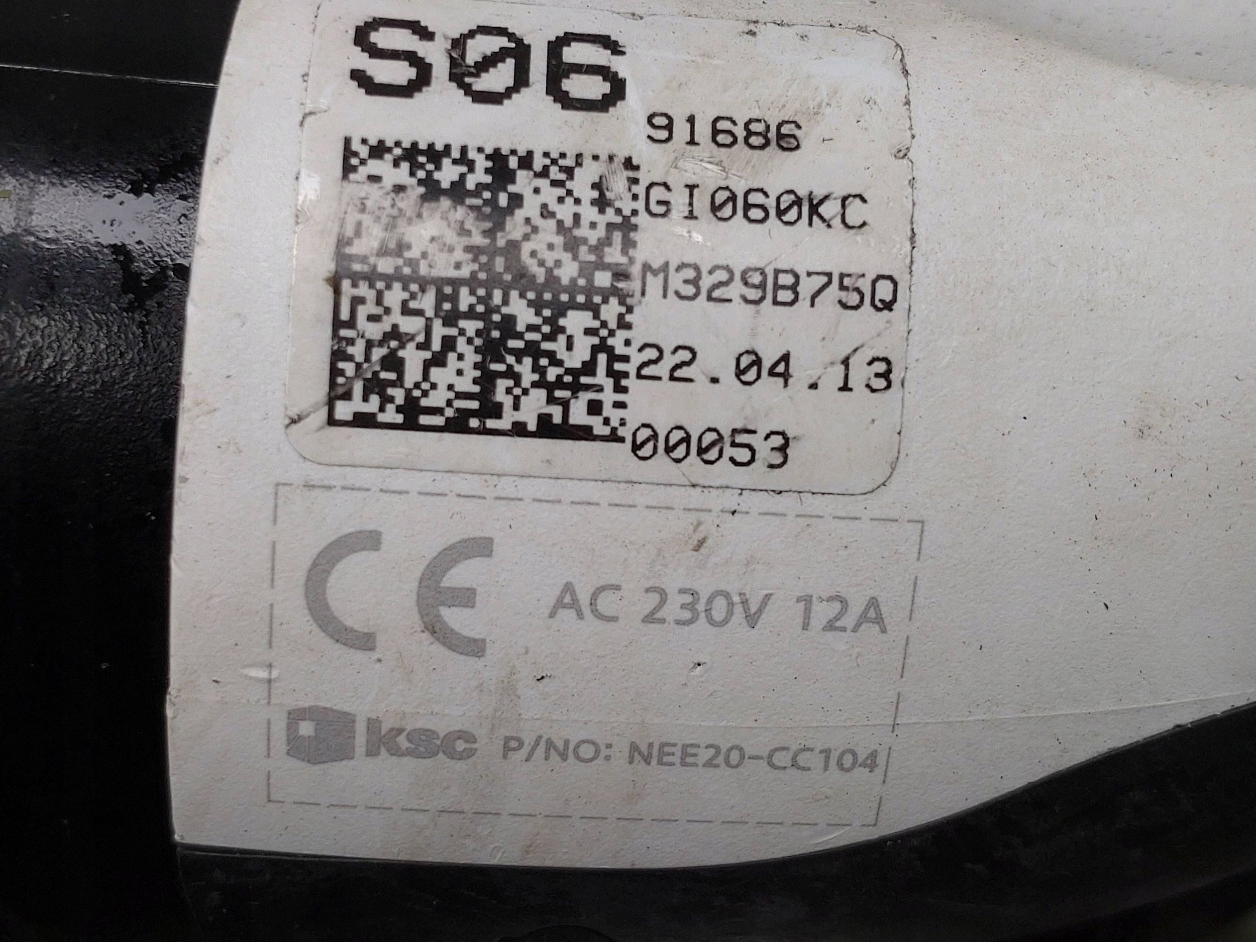 Cable de carga EV Hyundai Kona I 2022 OEM 91996G1050 image 10