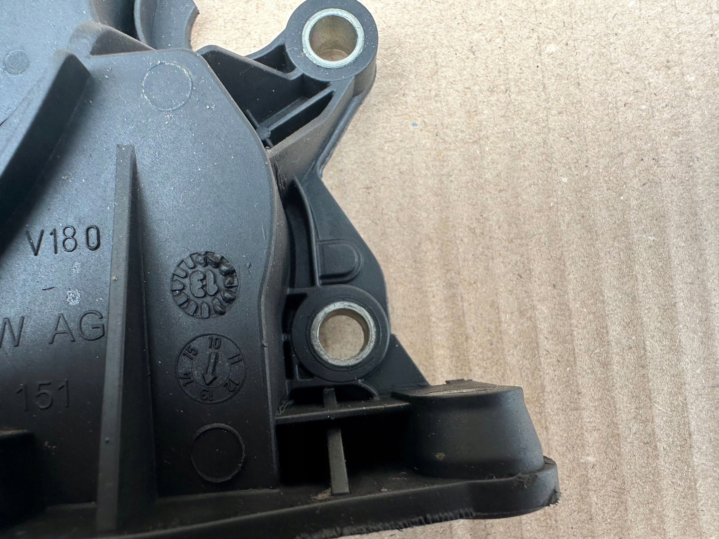 Kampiakselitiiviste OEM 04L103151 2.0 TDI VW/Audi/Skoda